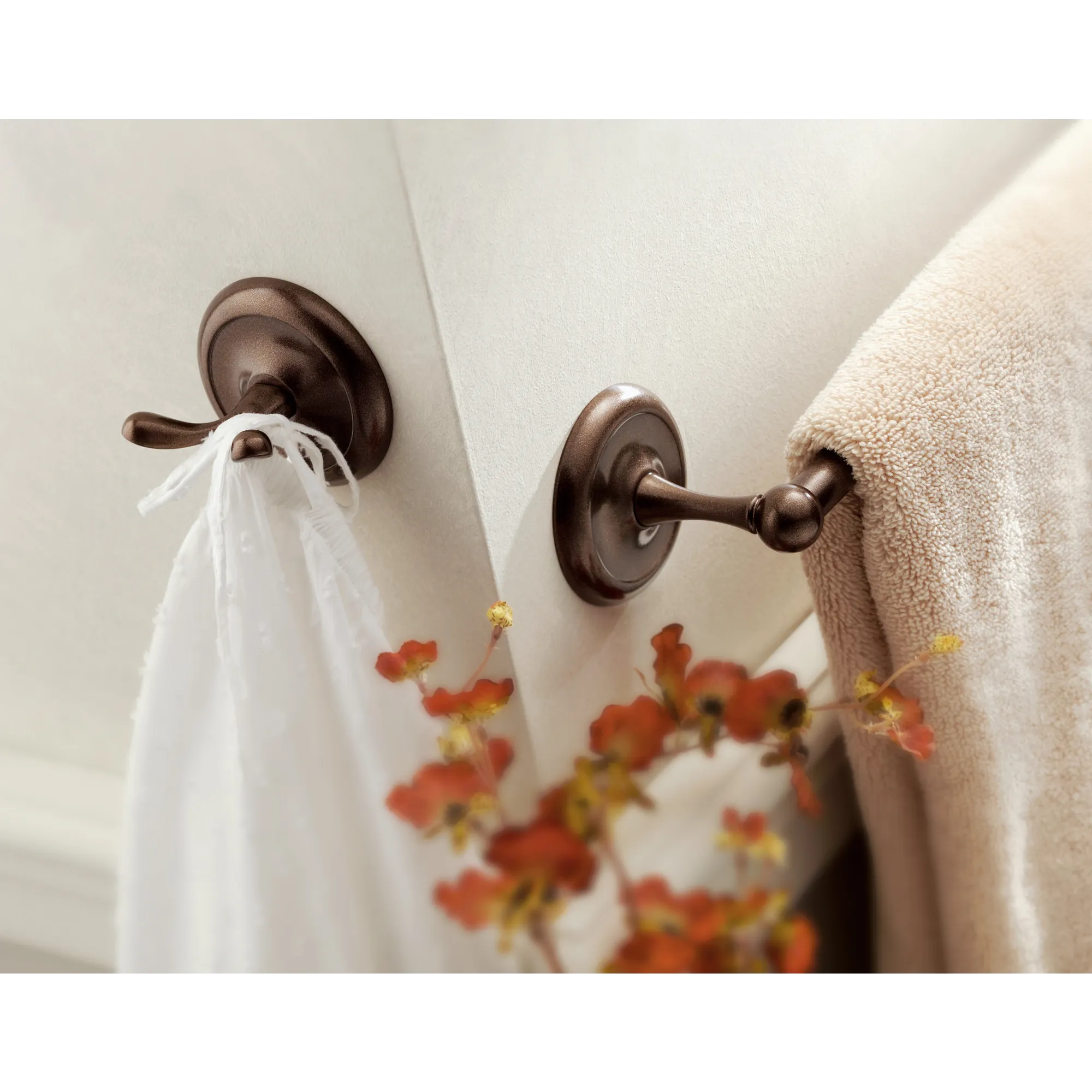 Yorkshire 24" Towel Bar - Image 2
