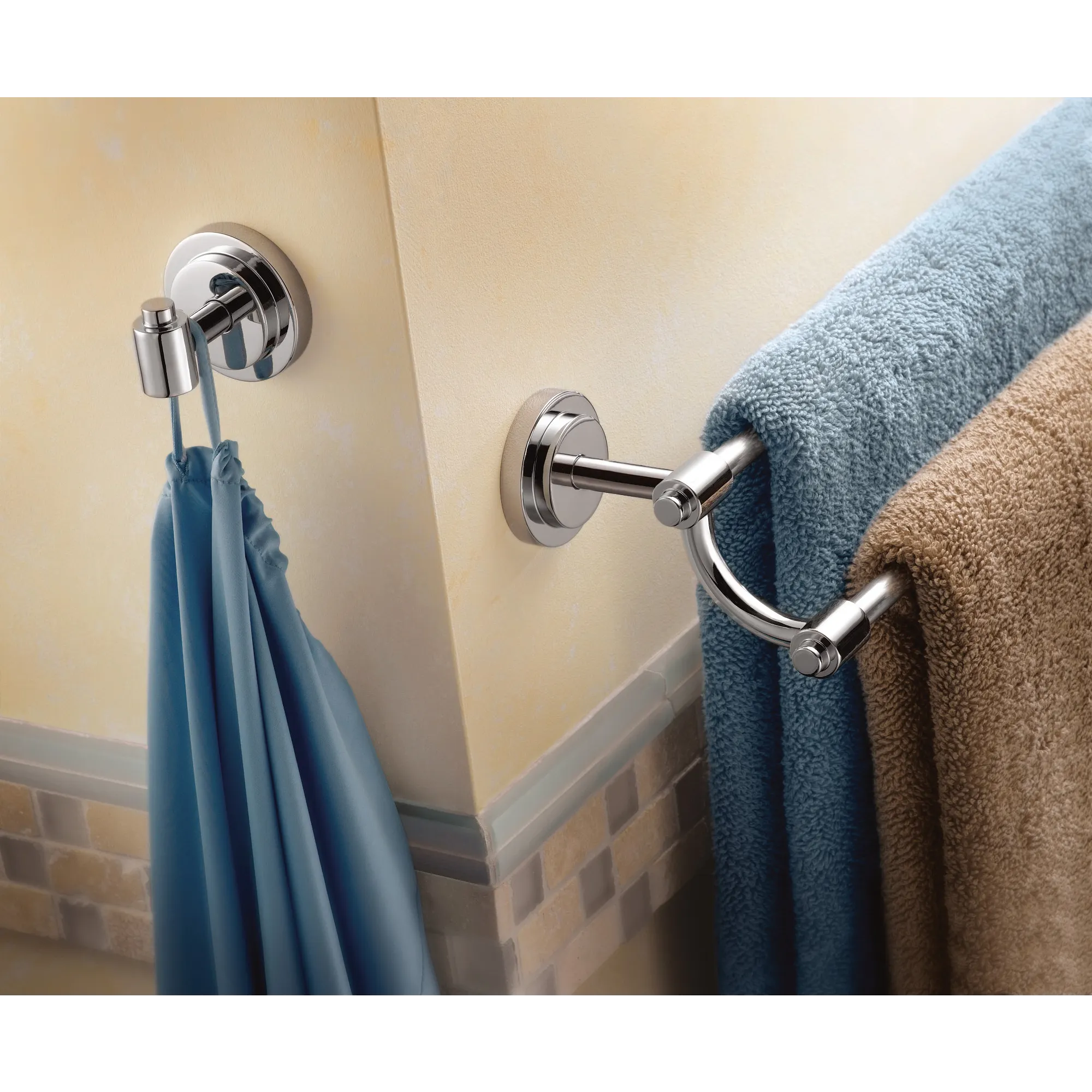 Iso 24" Double Towel Bar - Image 4