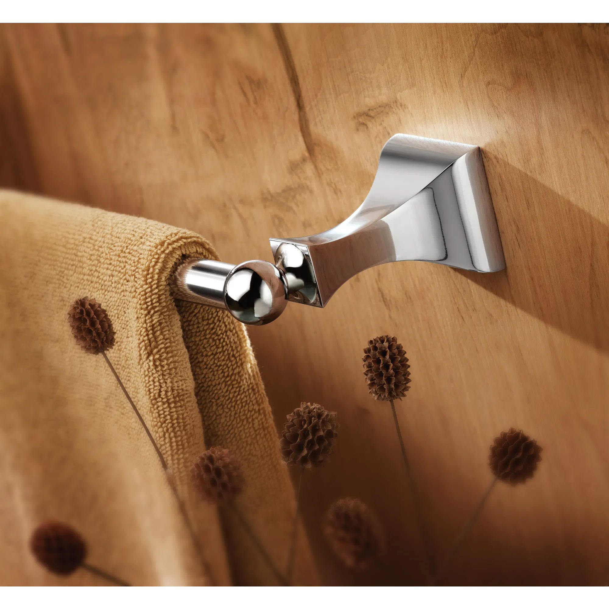 Retreat Chrome 24" Towel Bar - Image 2