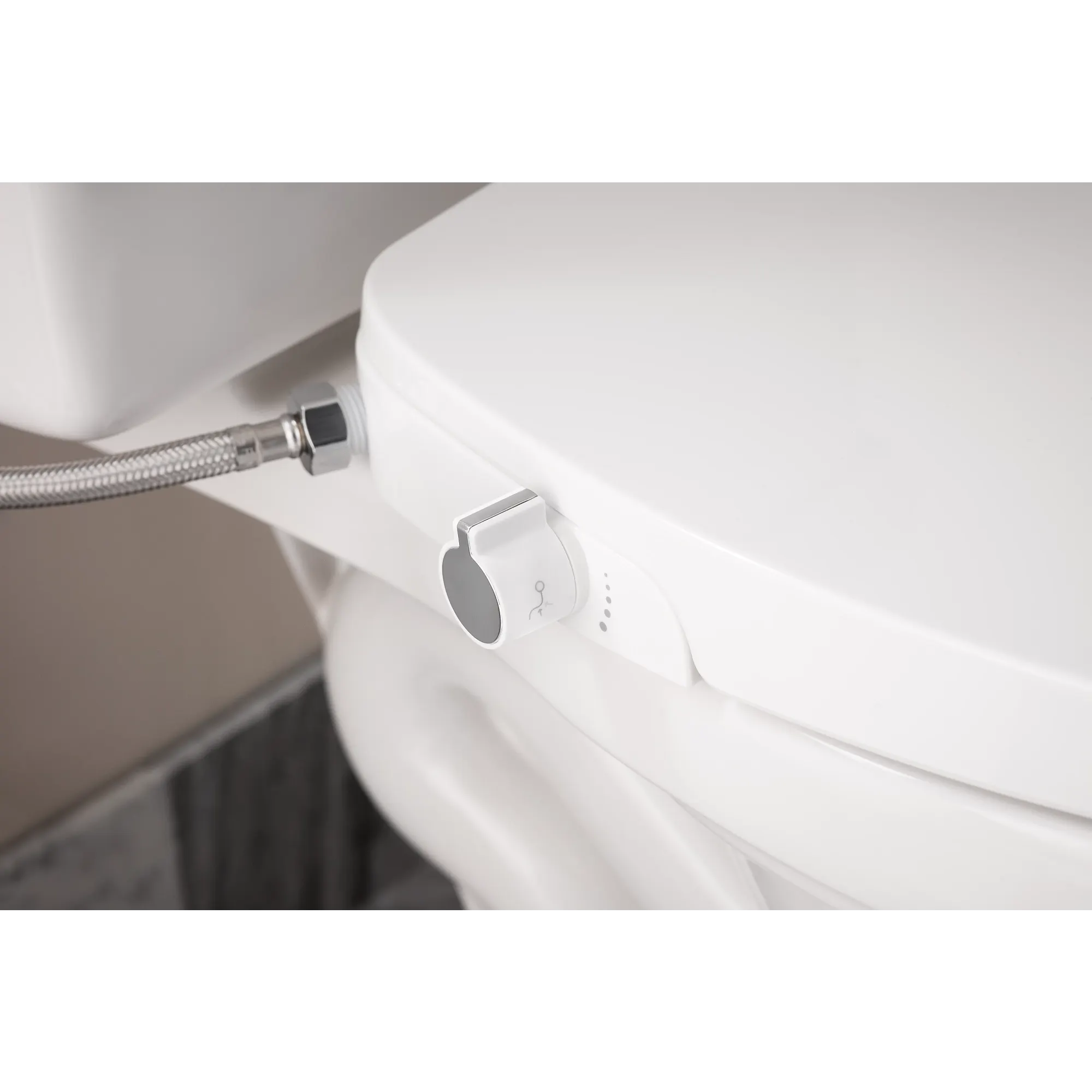 Moen 2-series Non-electronic Bidet Seat - Image 5