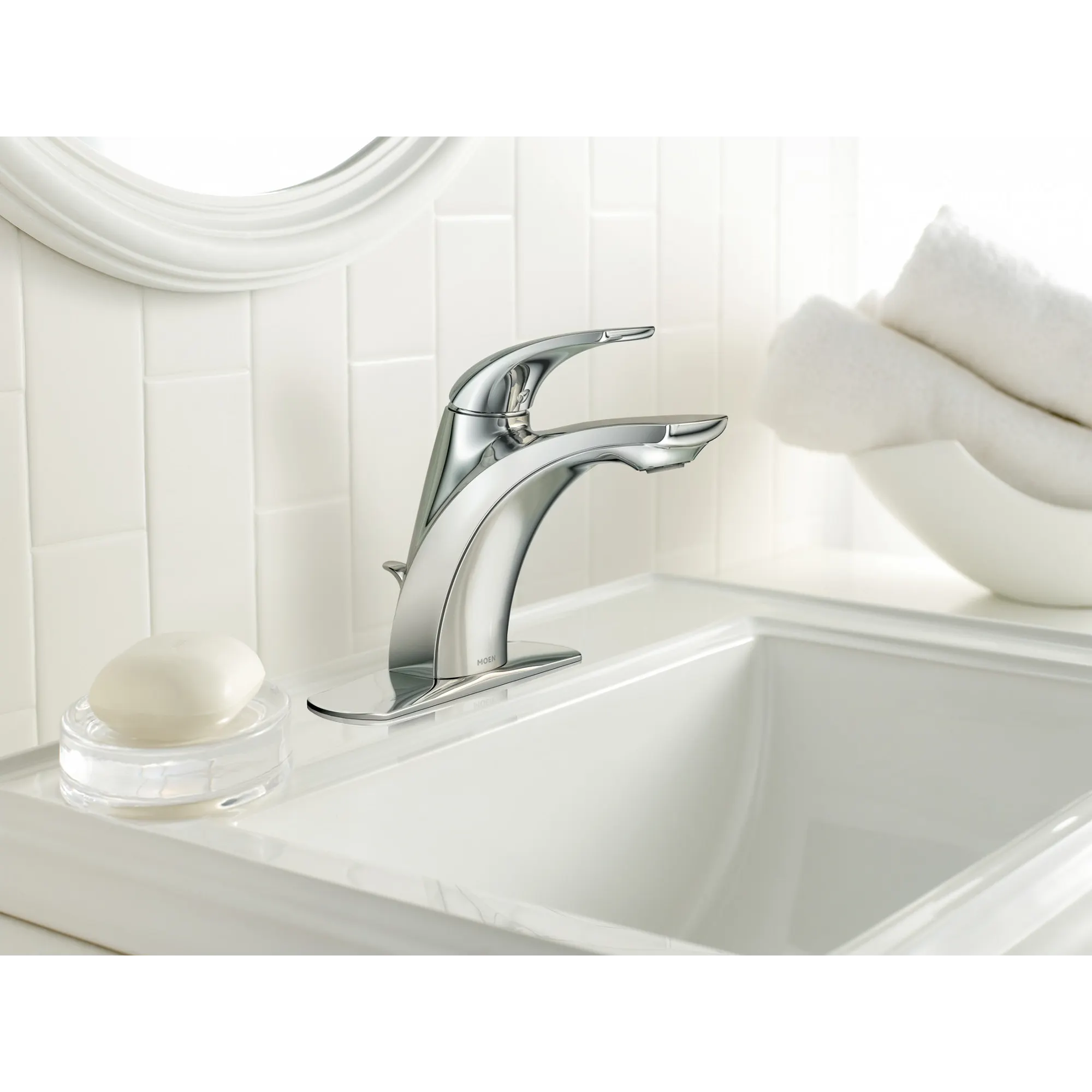 Zarina One-handle Bathroom Sink Faucet - Image 2