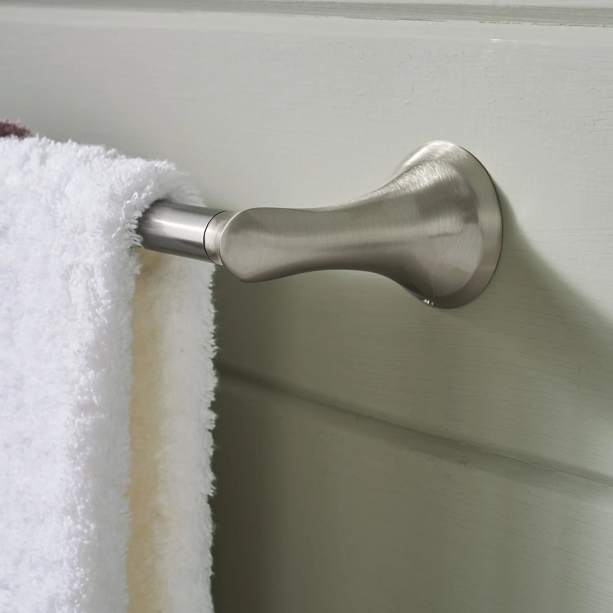 Darcy Chrome 18" Towel Bar - Image 11