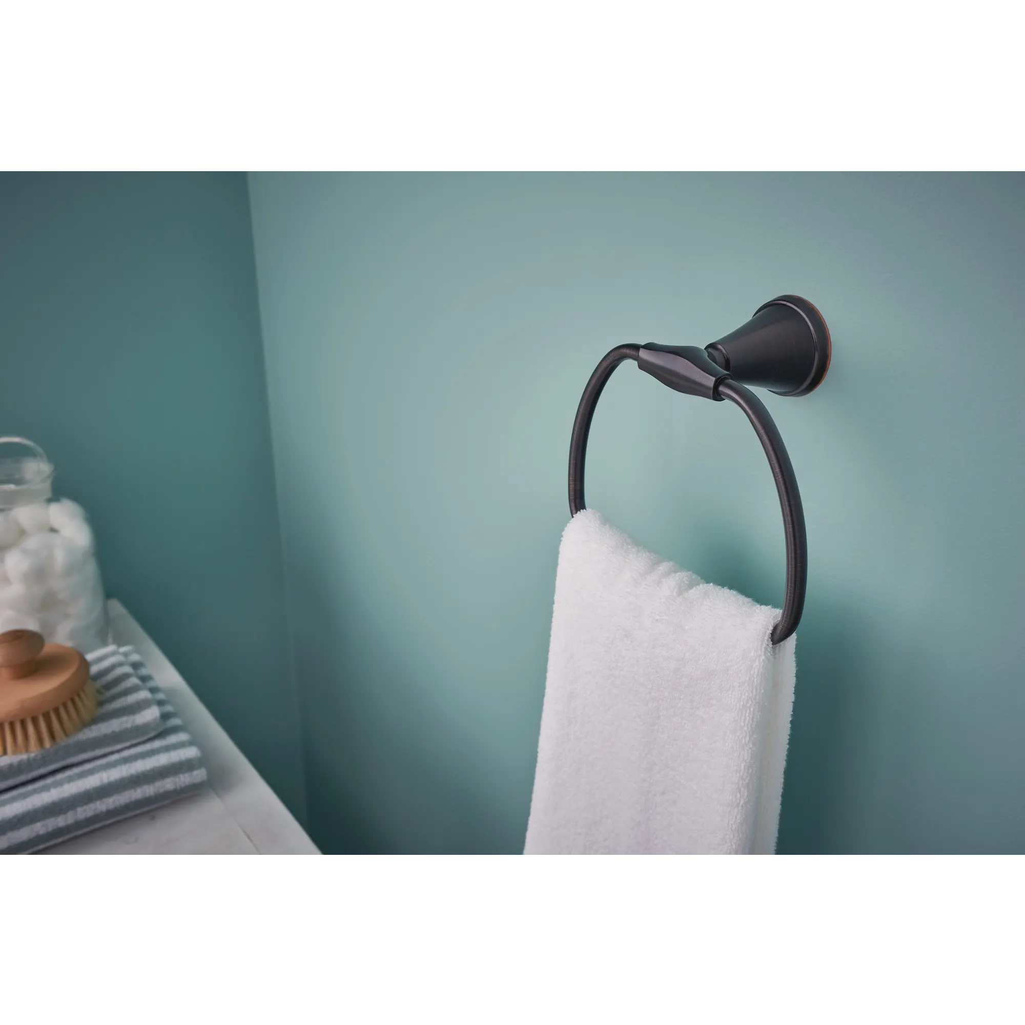 Tiffin Towel Ring - Image 13