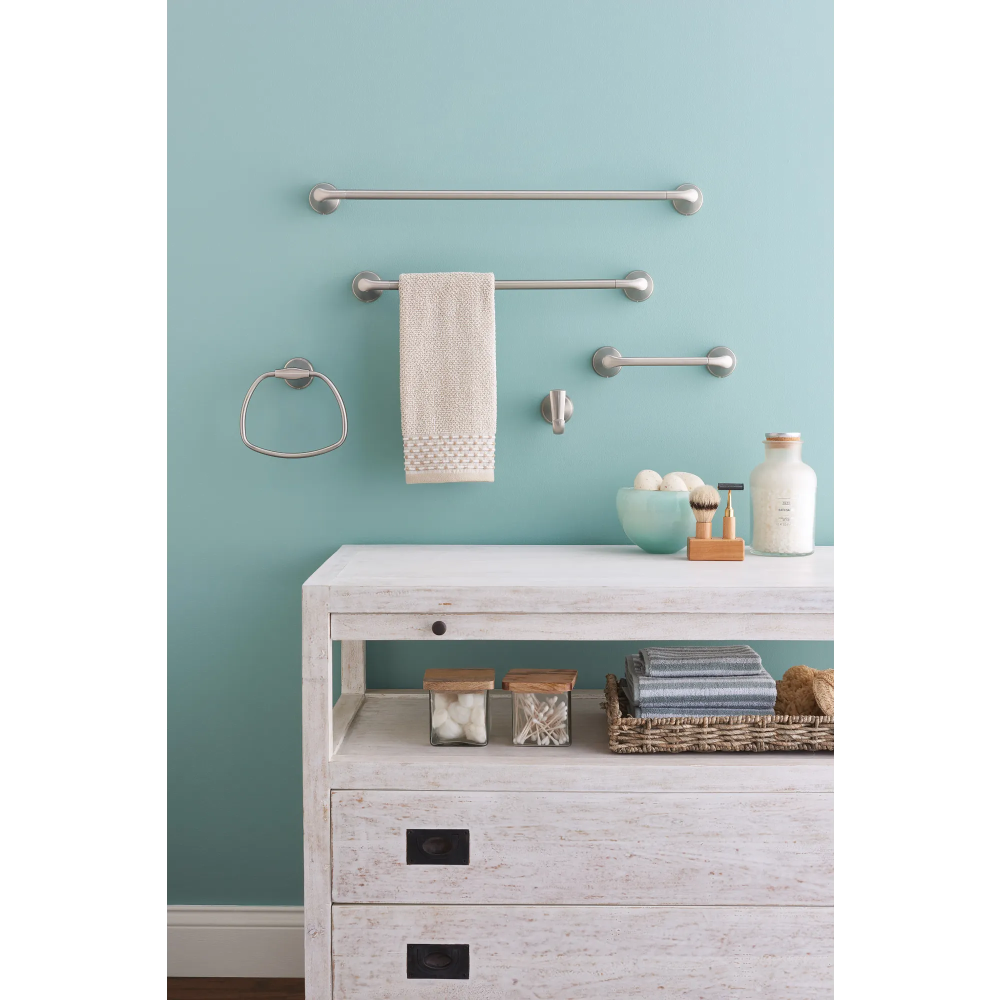 Tiffin Towel Ring - Image 4