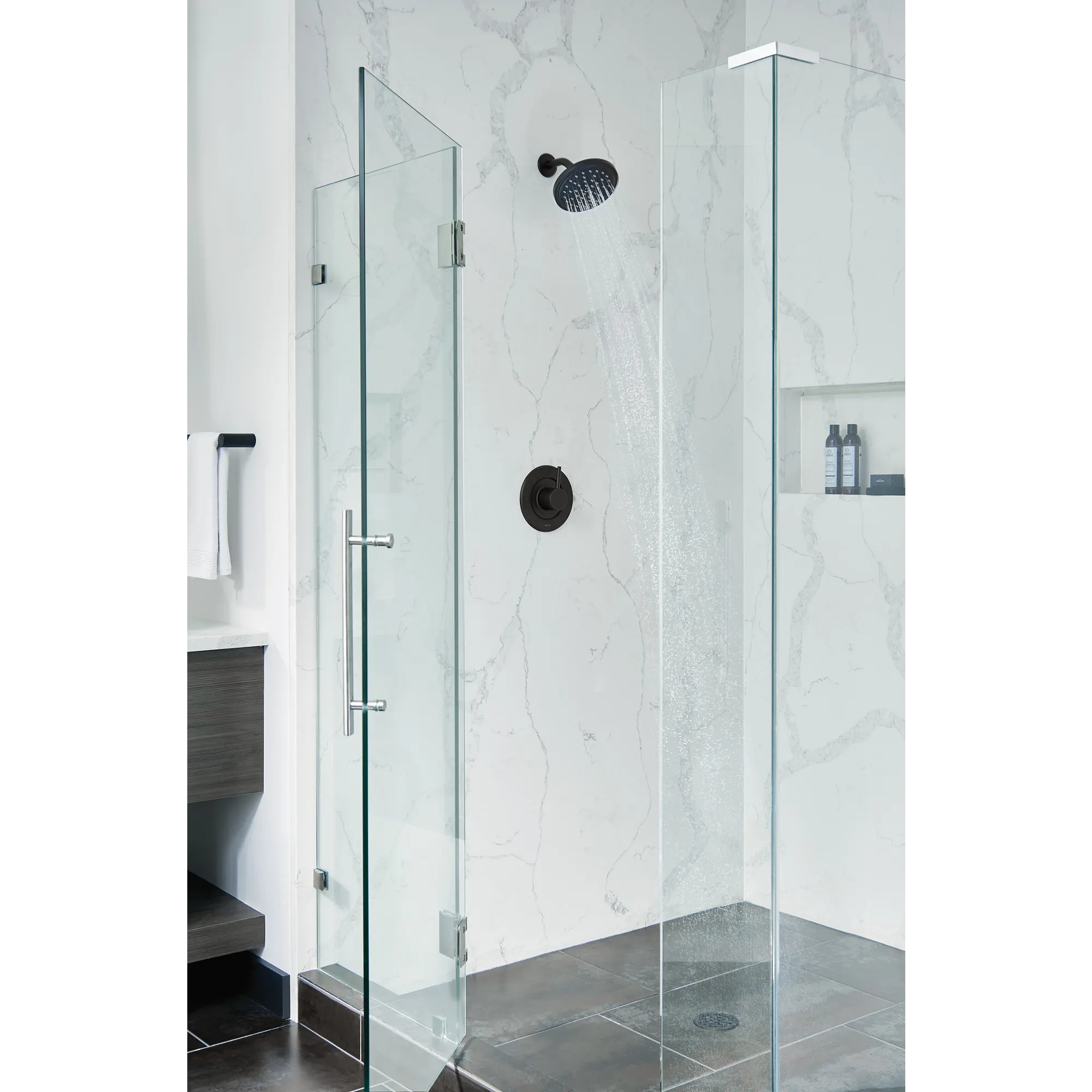 Moen One-Function 6 3/4" Diameter Spray Head Eco-Performance Rainshower - Image 5