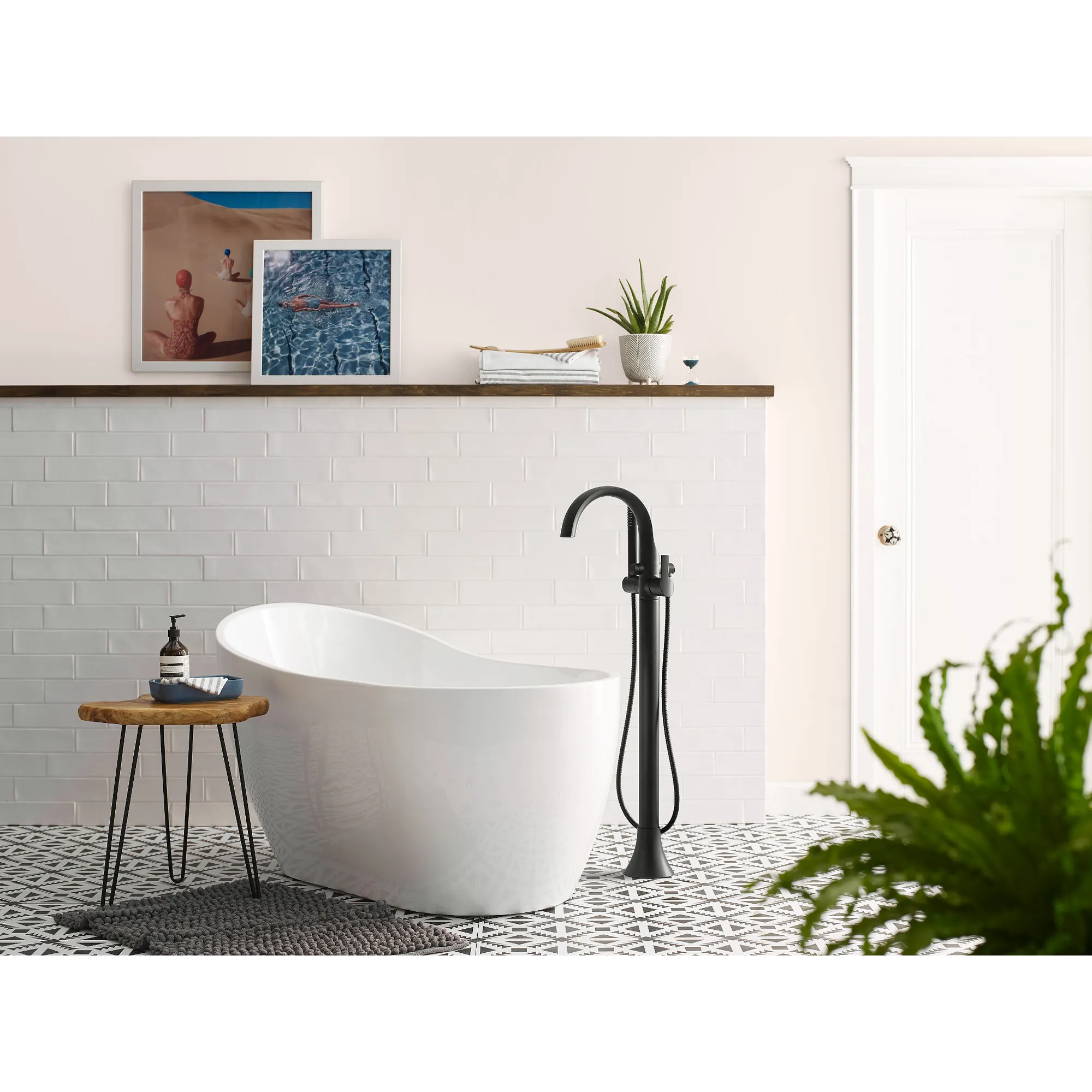 Doux Chrome One-Handle Tub Filler including Handheld Shower - Image 6