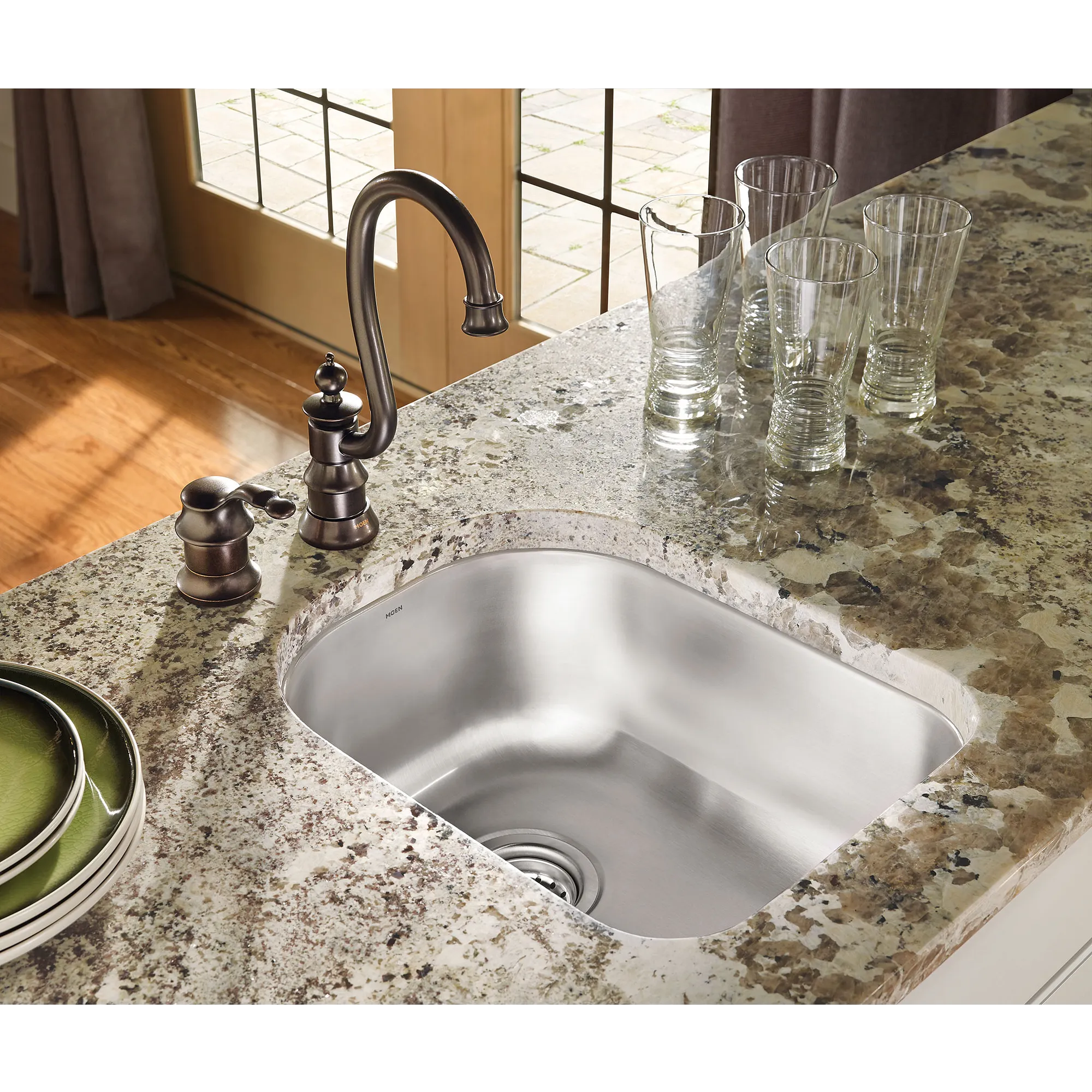 Waterhill Chrome one-handle high arc bar faucet - Image 2