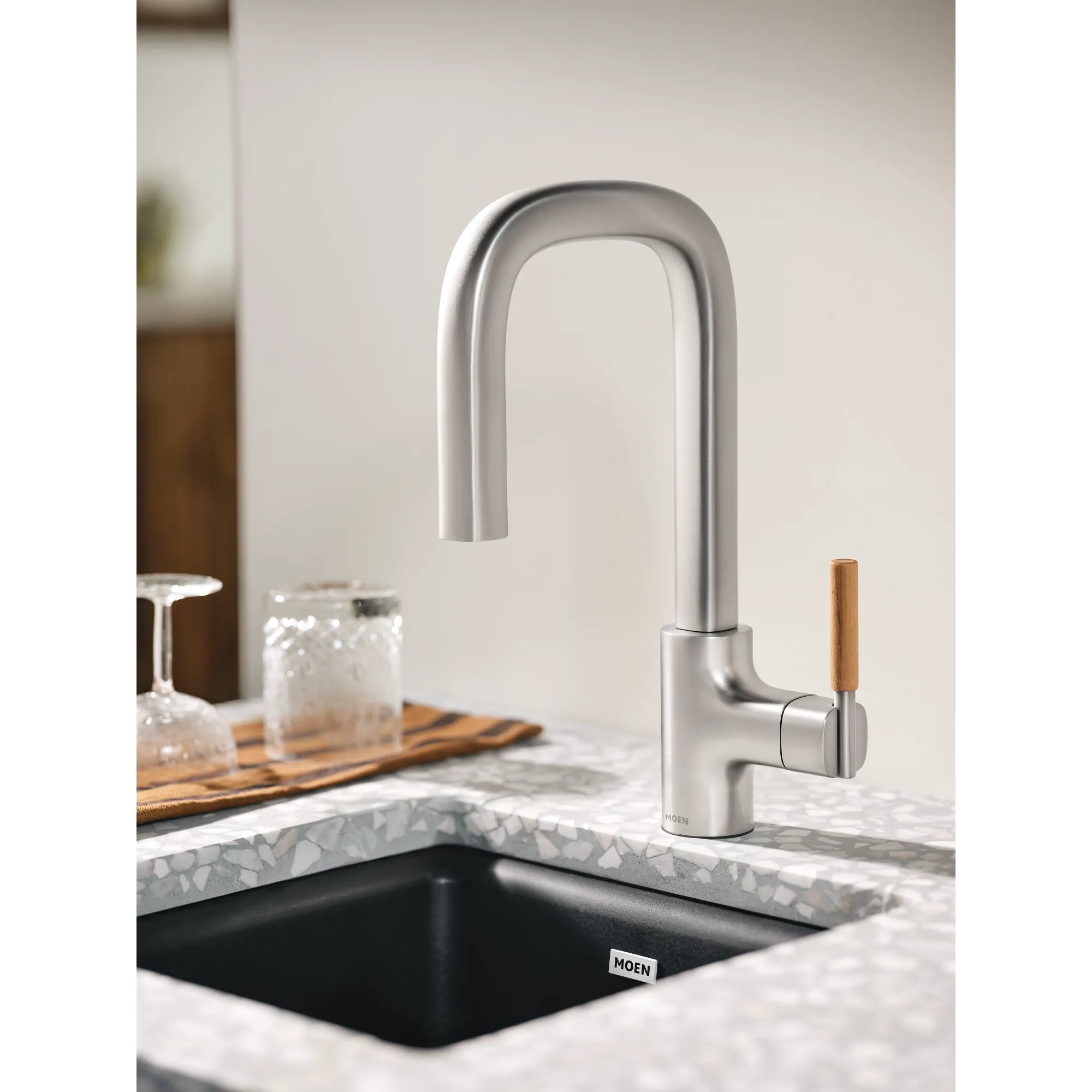 Tenon One-Handle Pulldown Bar Faucet - Image 22