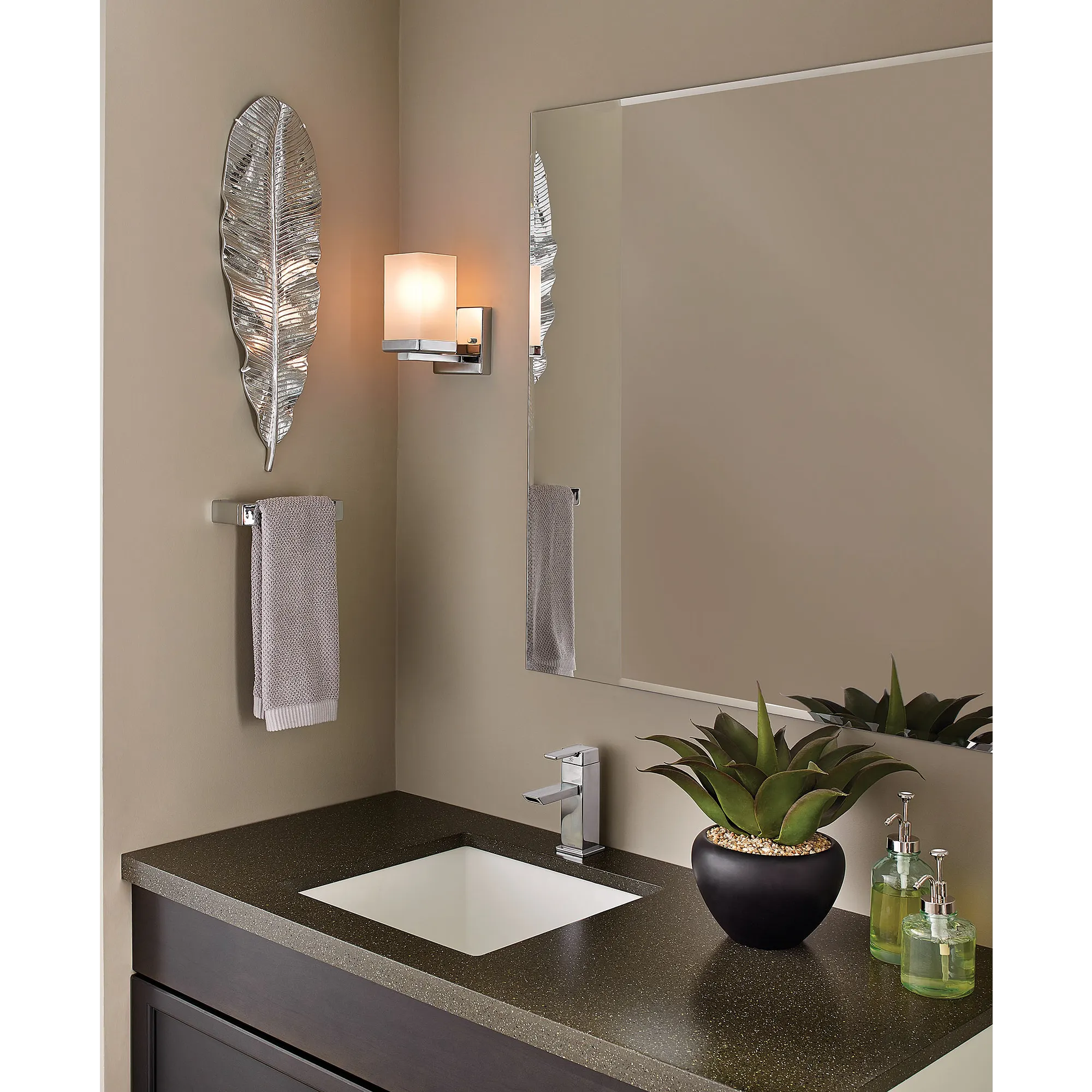 90 Degree Chrome One-Handle Low Arc Bathroom Faucet - Image 8