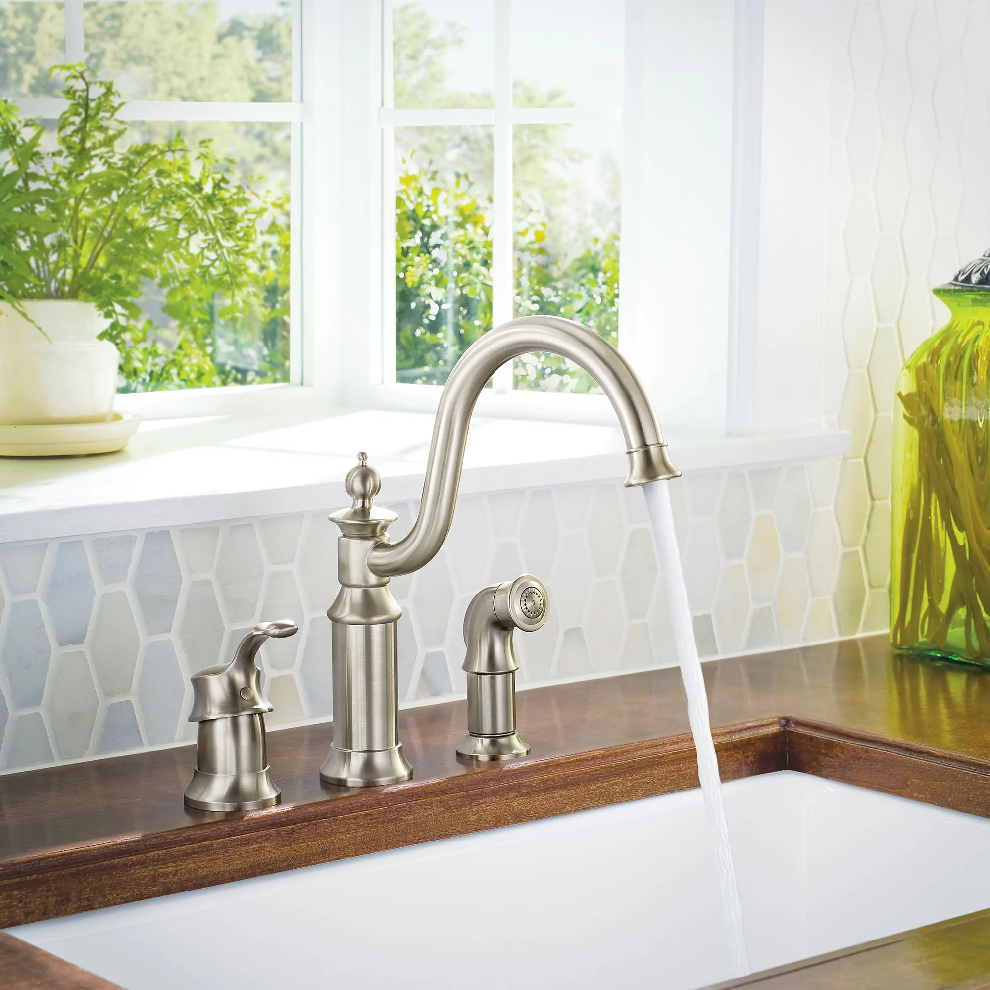 Waterhill Chrome One-Handle High Arc Kitchen Faucet - Image 18