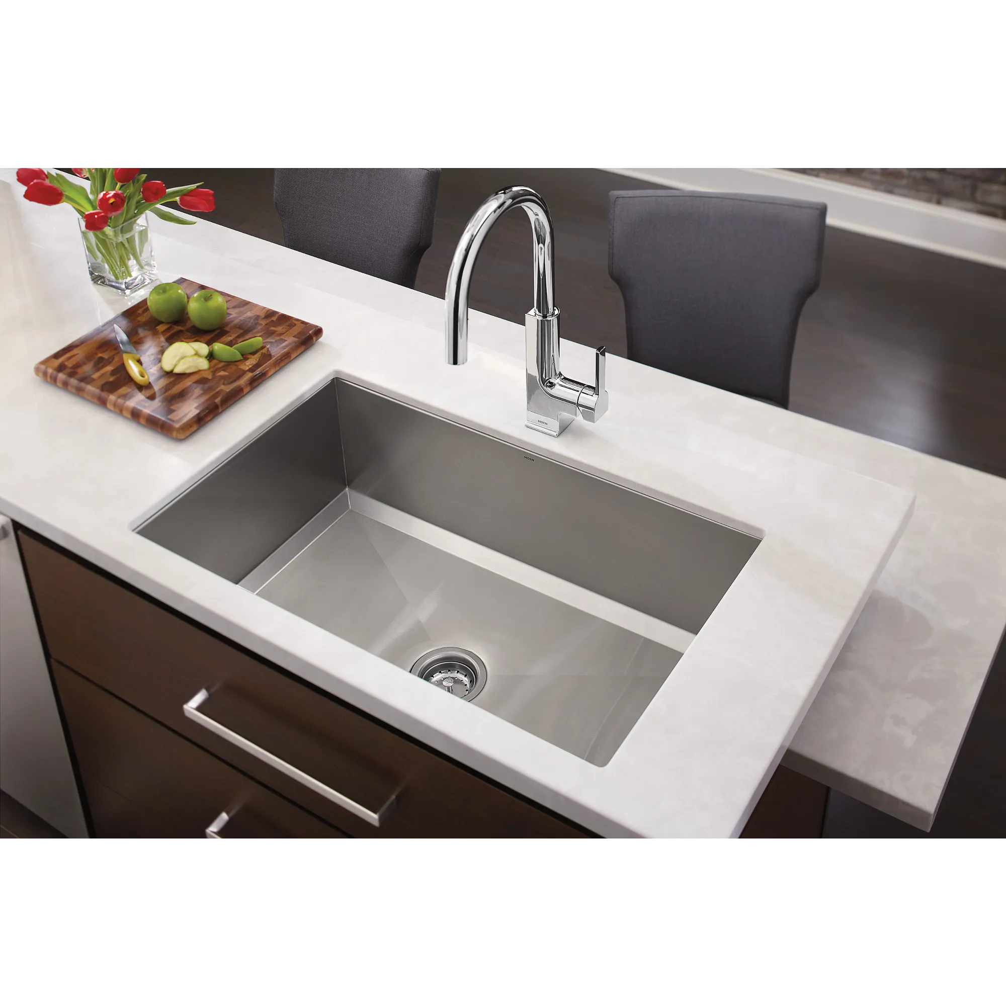 Sto One-Handle High Arc Pulldown Kitchen Faucet - Image 8