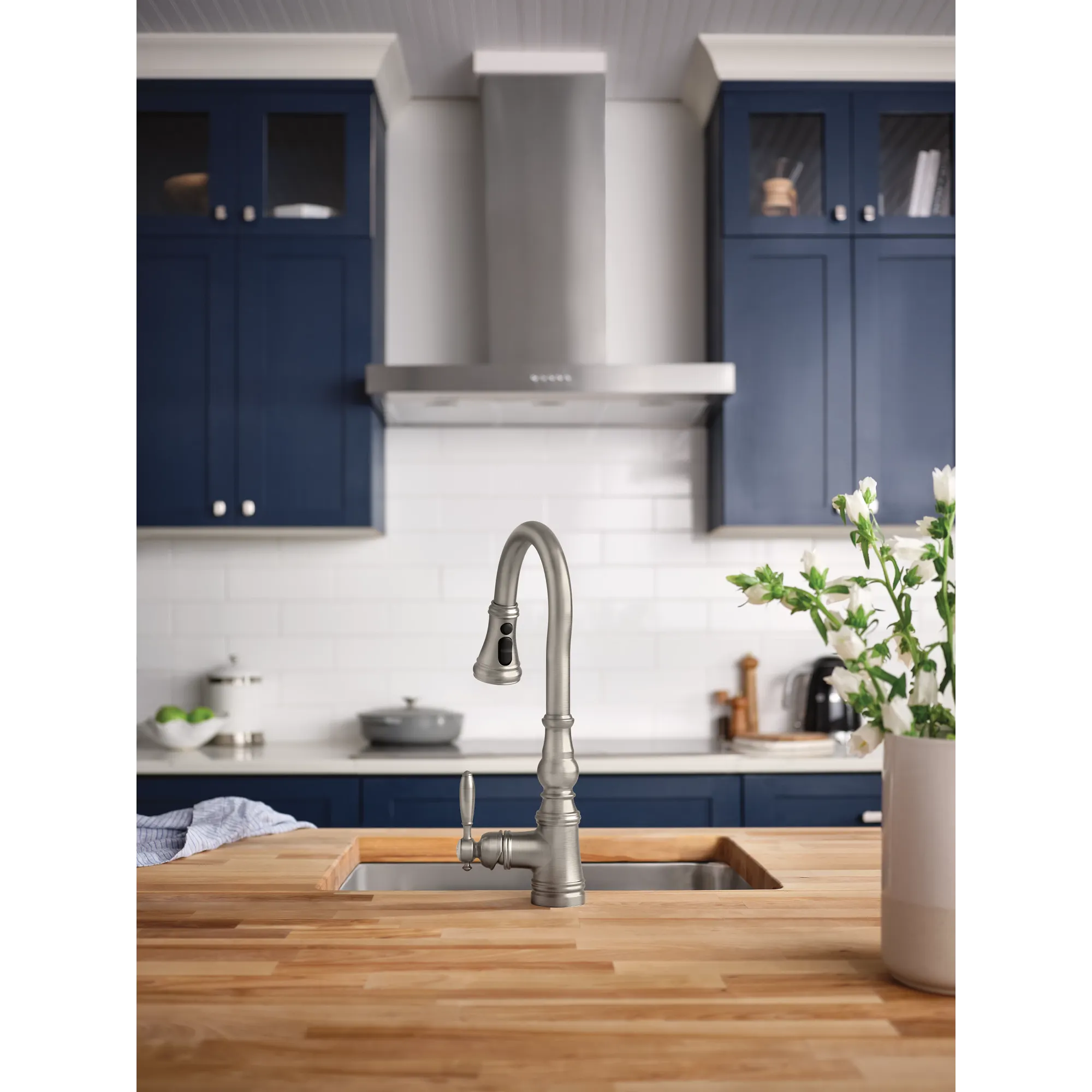 Weymouth One-Handle High Arc Pulldown Kitchen Faucet - Image 35