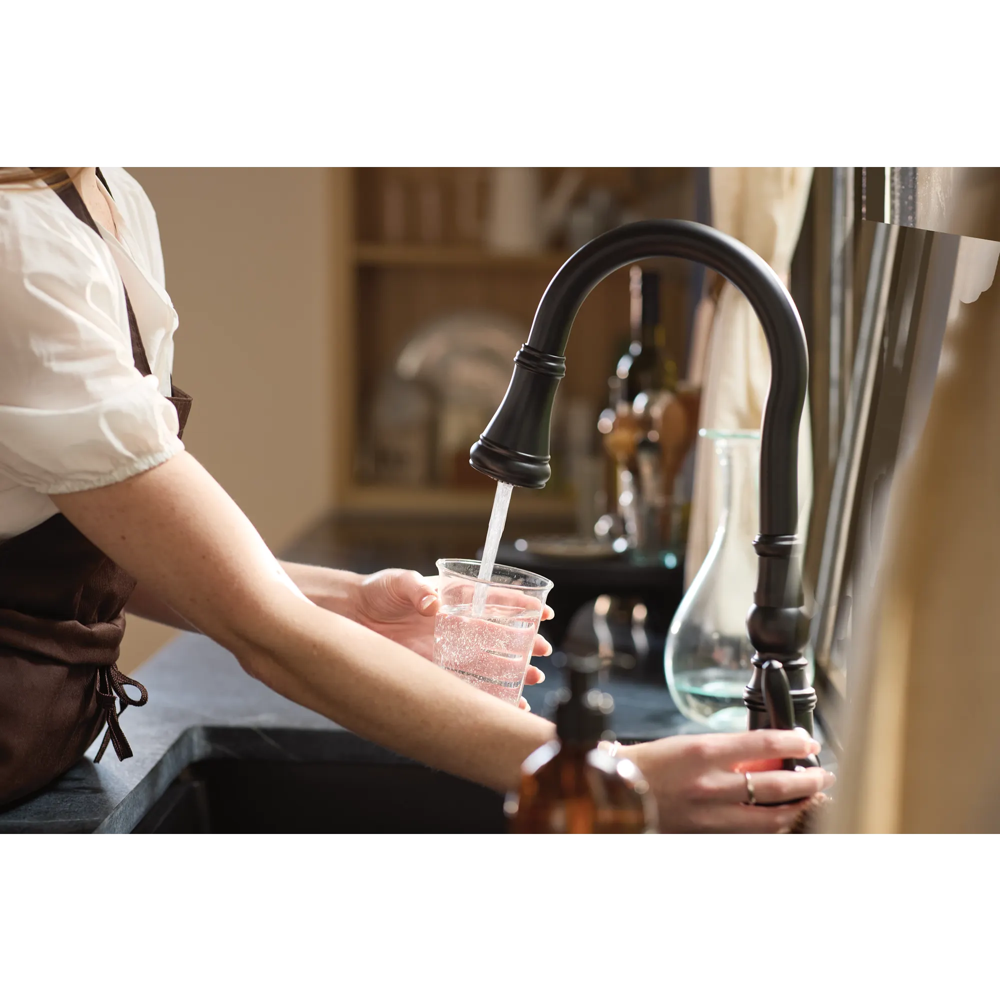 Weymouth Pulldown Kitchen Faucet with Magnetix Docking - Image 10