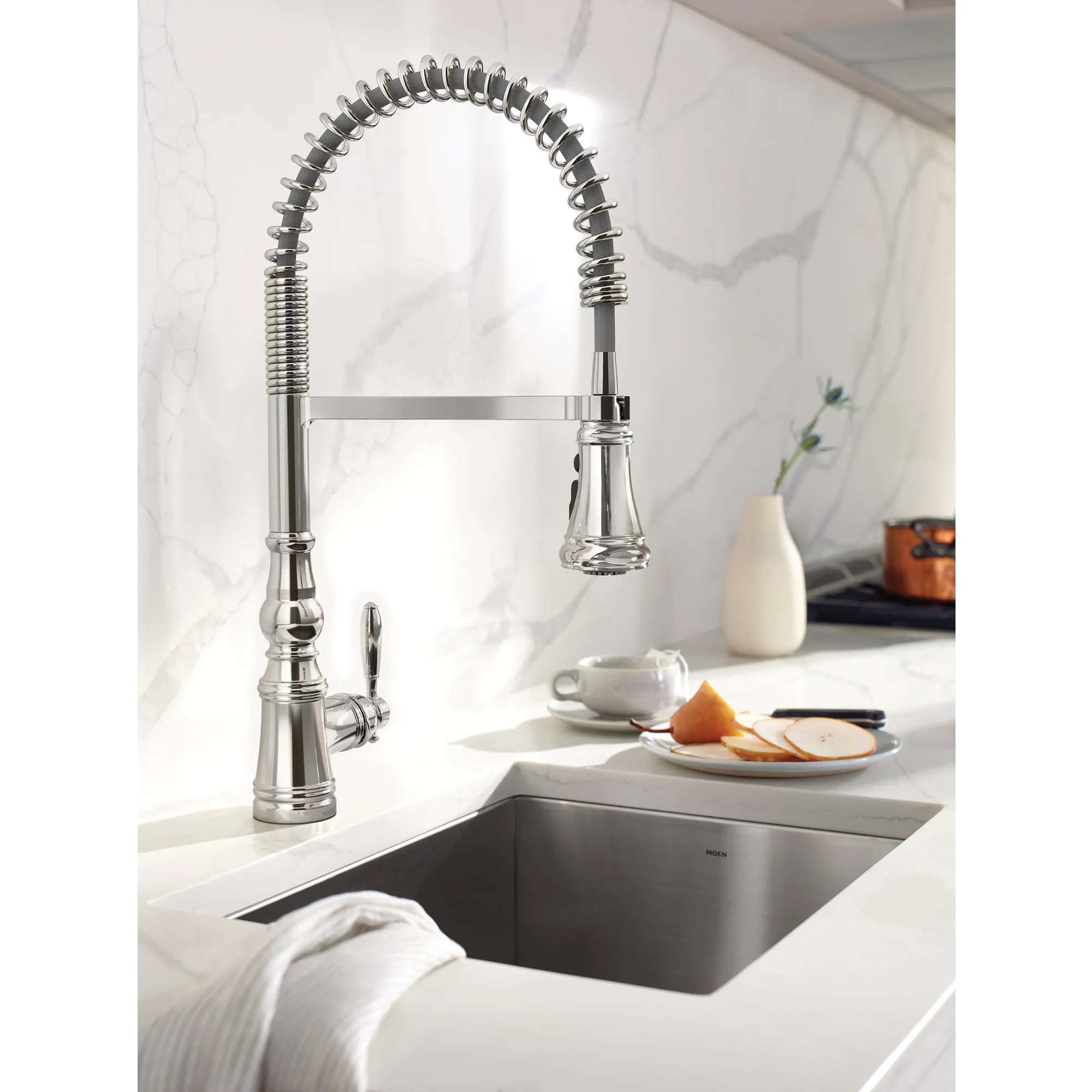 Weymouth One-Handle Pre-Rinse Spring Pulldown Kitchen Faucet - Image 3