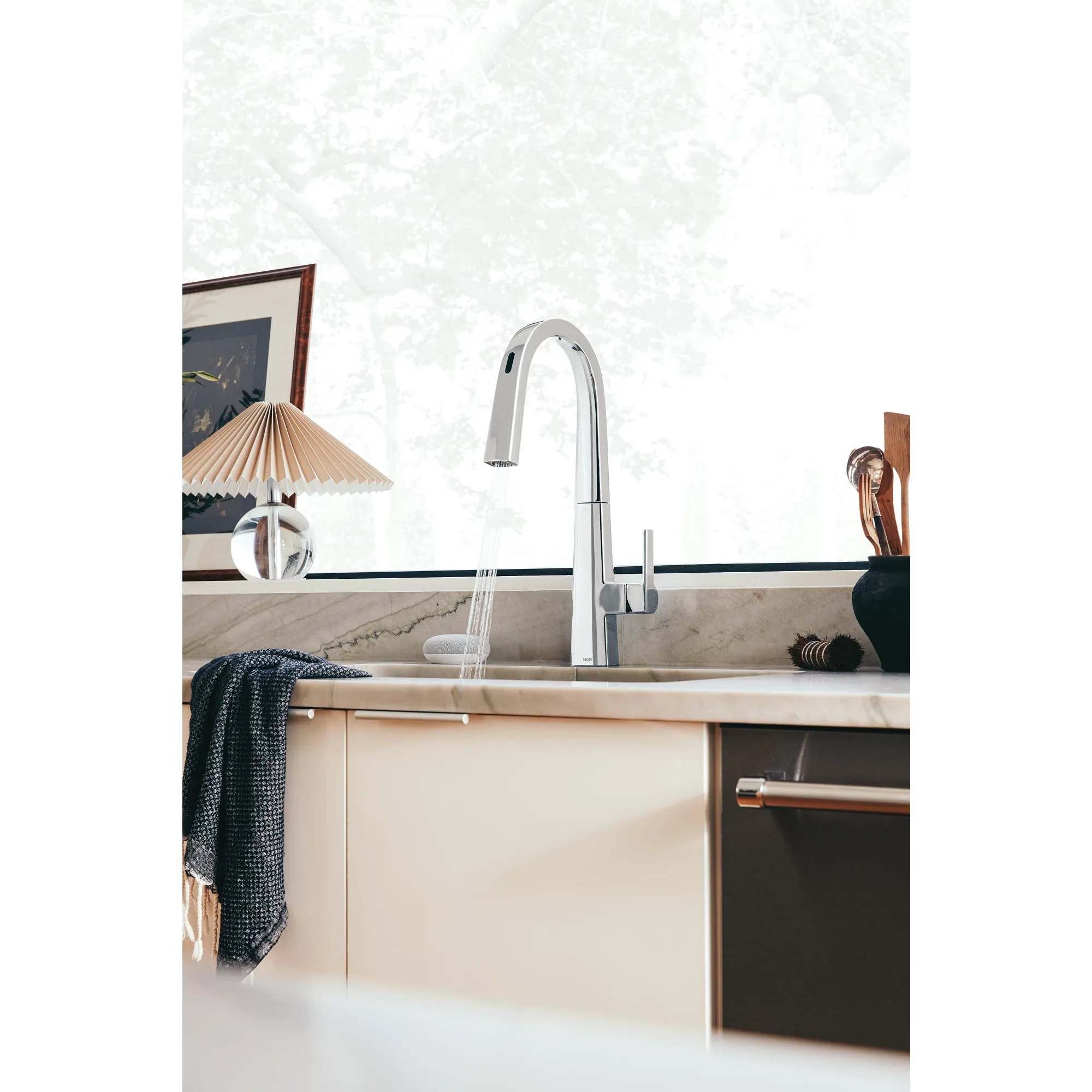 Nio Motion Control Smart Pulldown Touchless Kitchen Faucet - Image 10