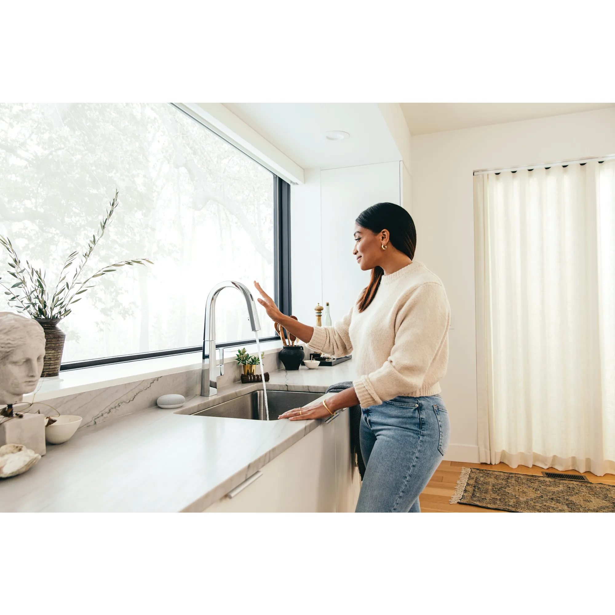 Nio Motion Control Smart Pulldown Touchless Kitchen Faucet - Image 7
