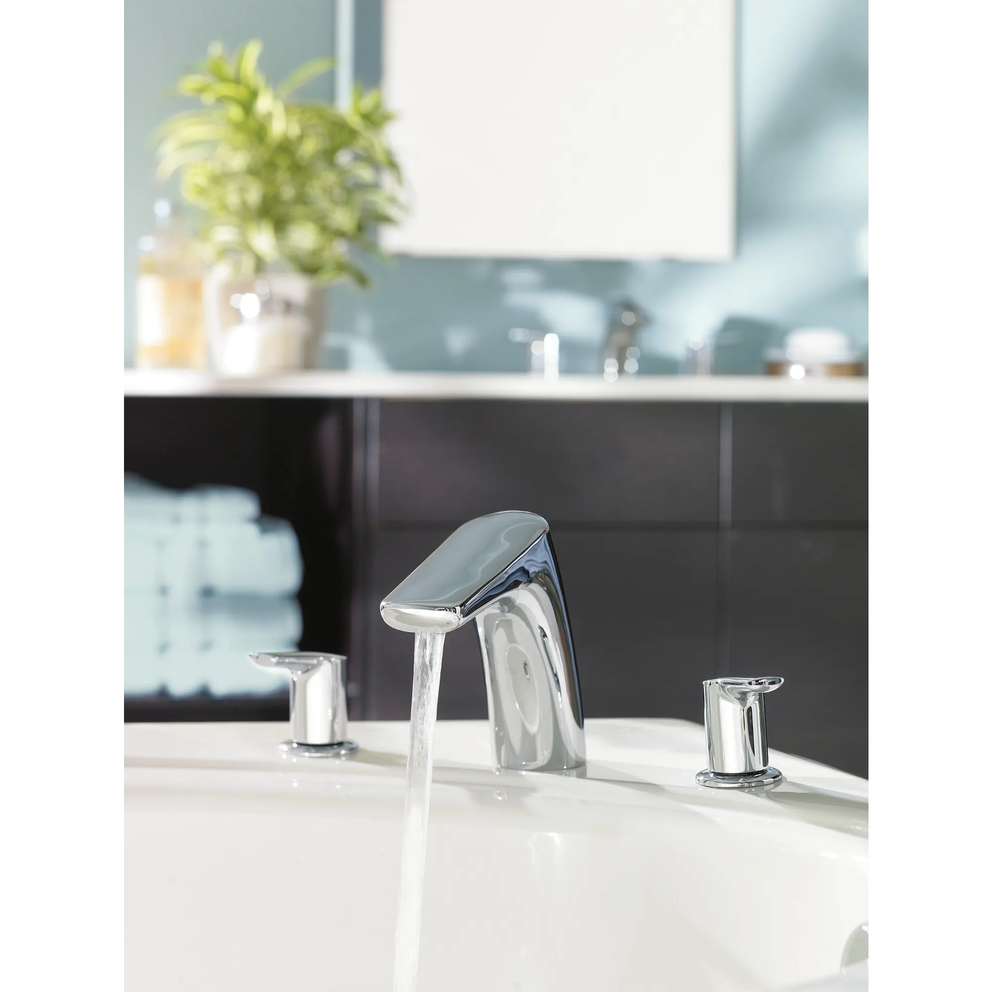 Method Chrome Two-Handle Low Arc Bathroom Faucet - Image 2