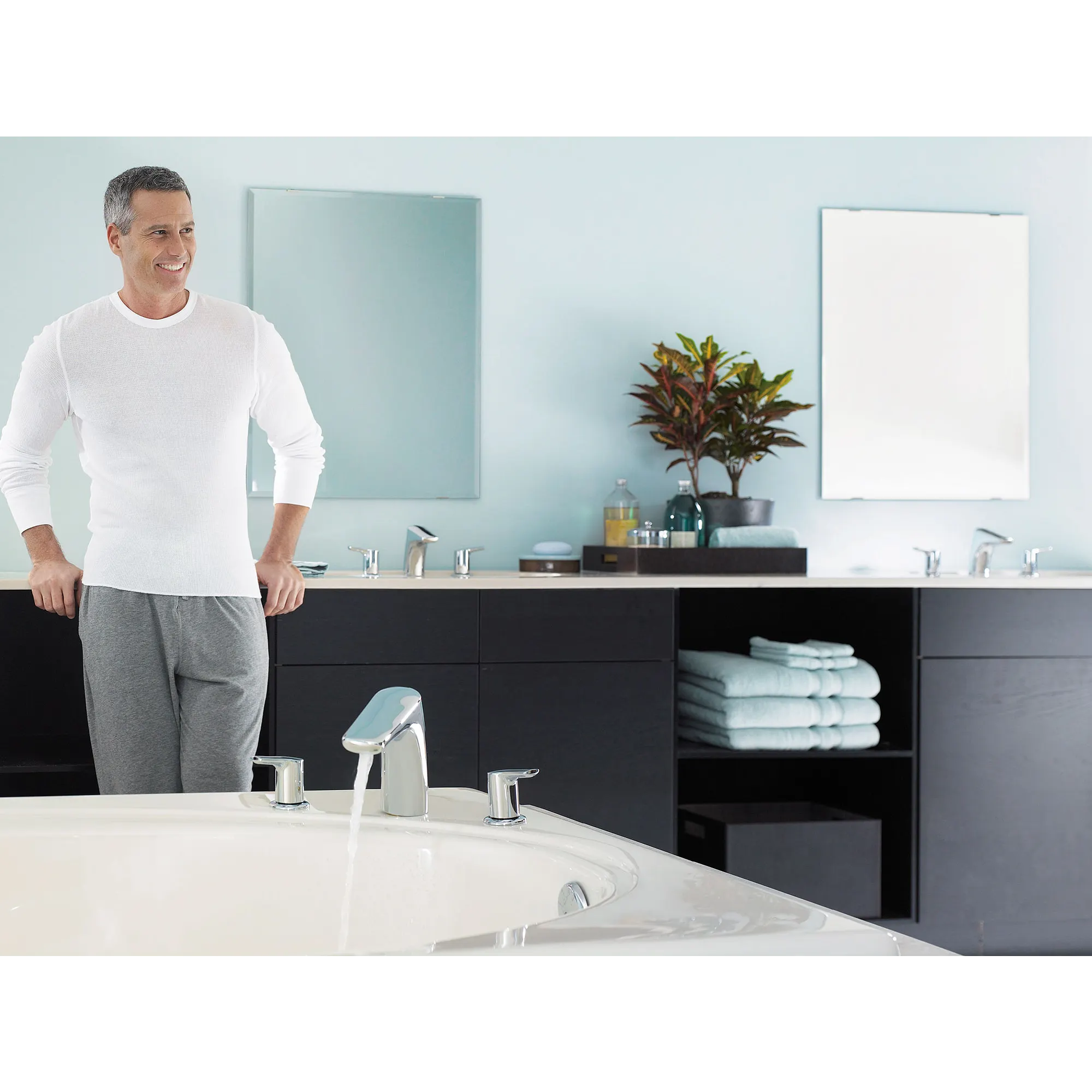 Method Chrome Two-Handle Low Arc Bathroom Faucet - Image 7