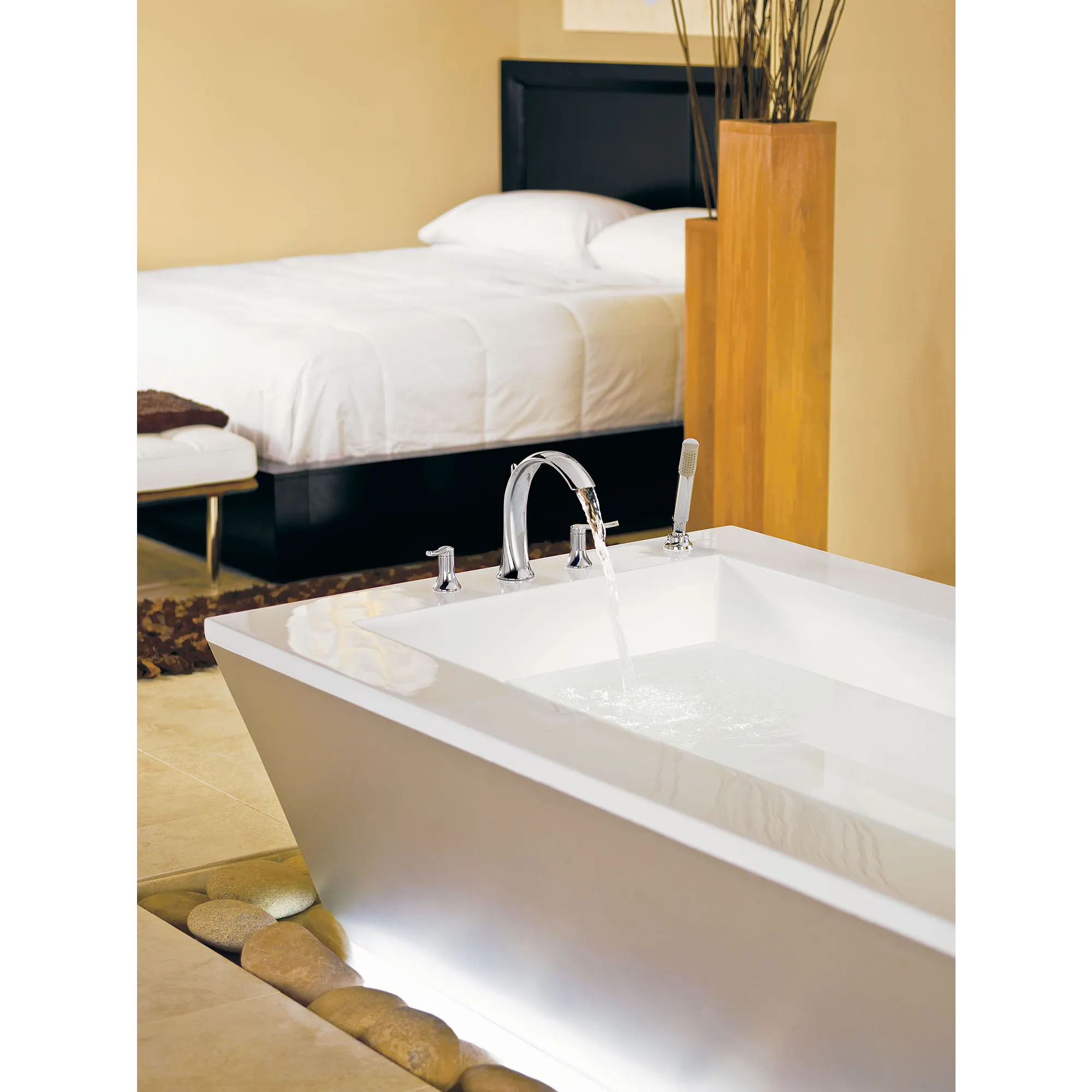 Fina Chrome two-handle high arc roman tub faucet includes hand shower - Image 3