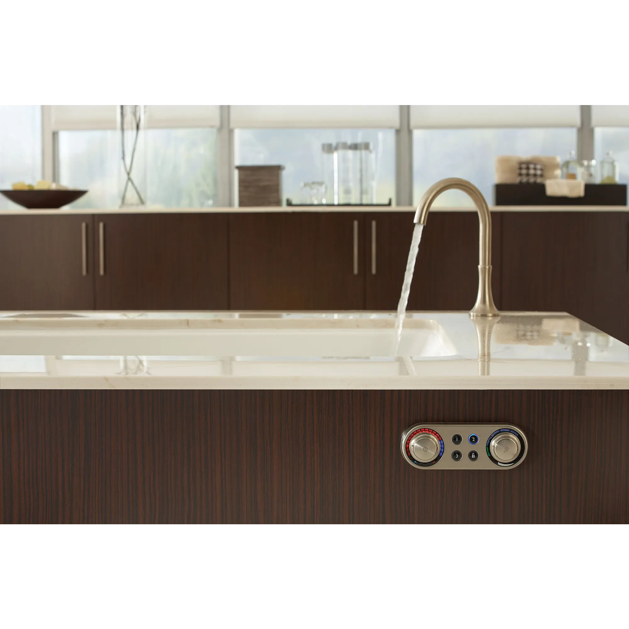 Icon Chrome high arc roman tub faucet - Image 2
