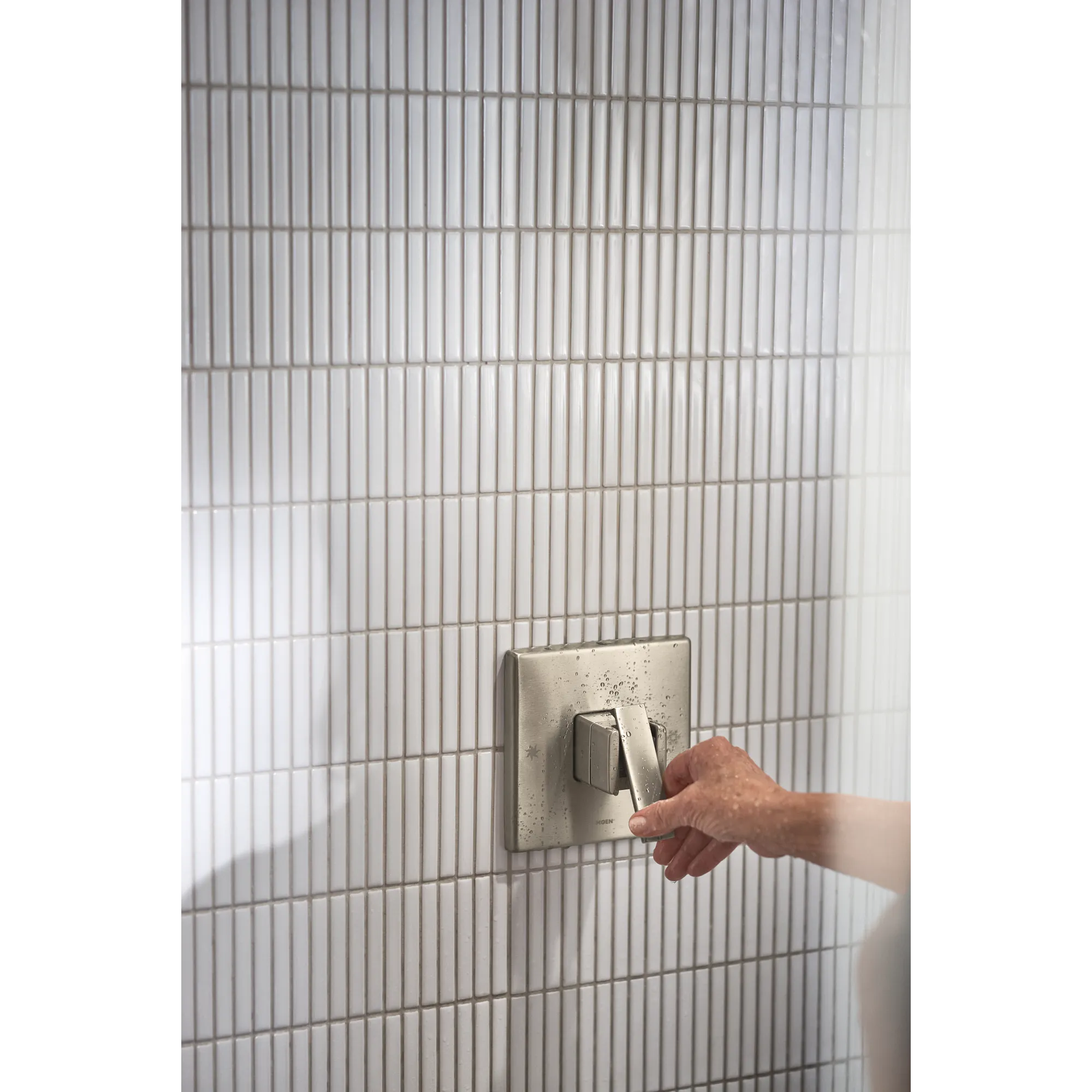 90 Degree M-CORE 3-Series Tub and Shower Trim - Image 19