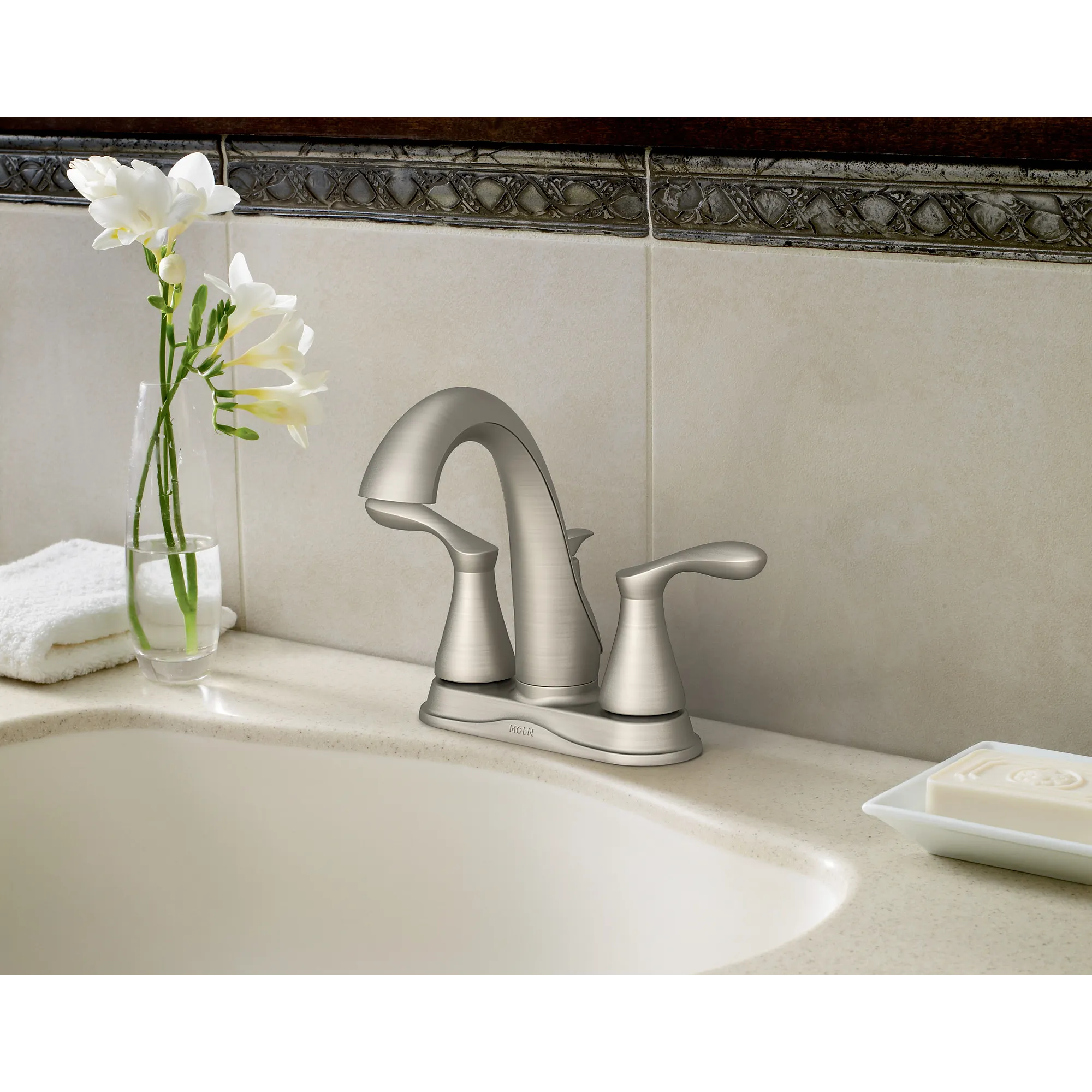 Varese Two-handle Centerset Bathroom Sink Faucet - Image 5