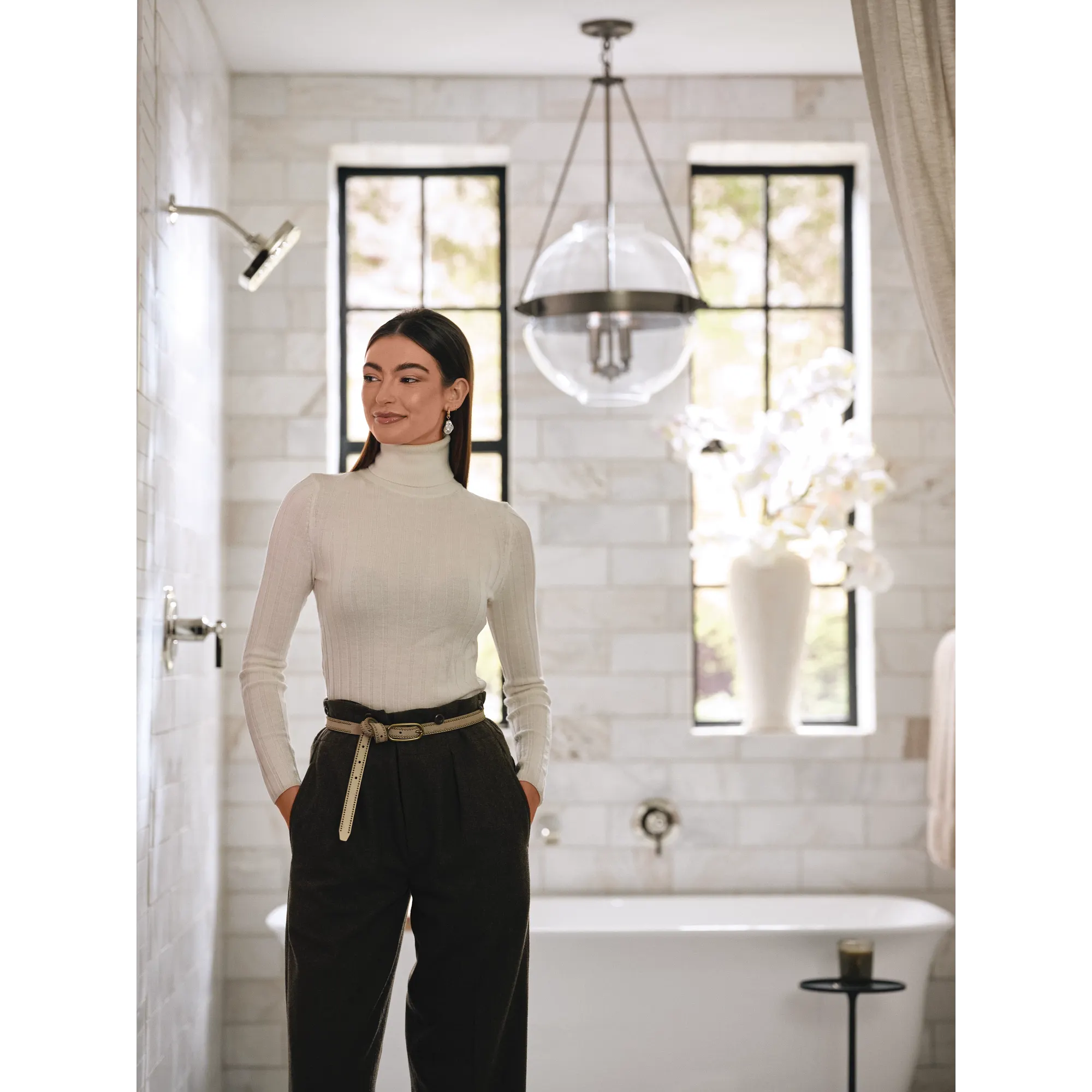 Flara Wall Mount Tub Filler Trim - Image 8