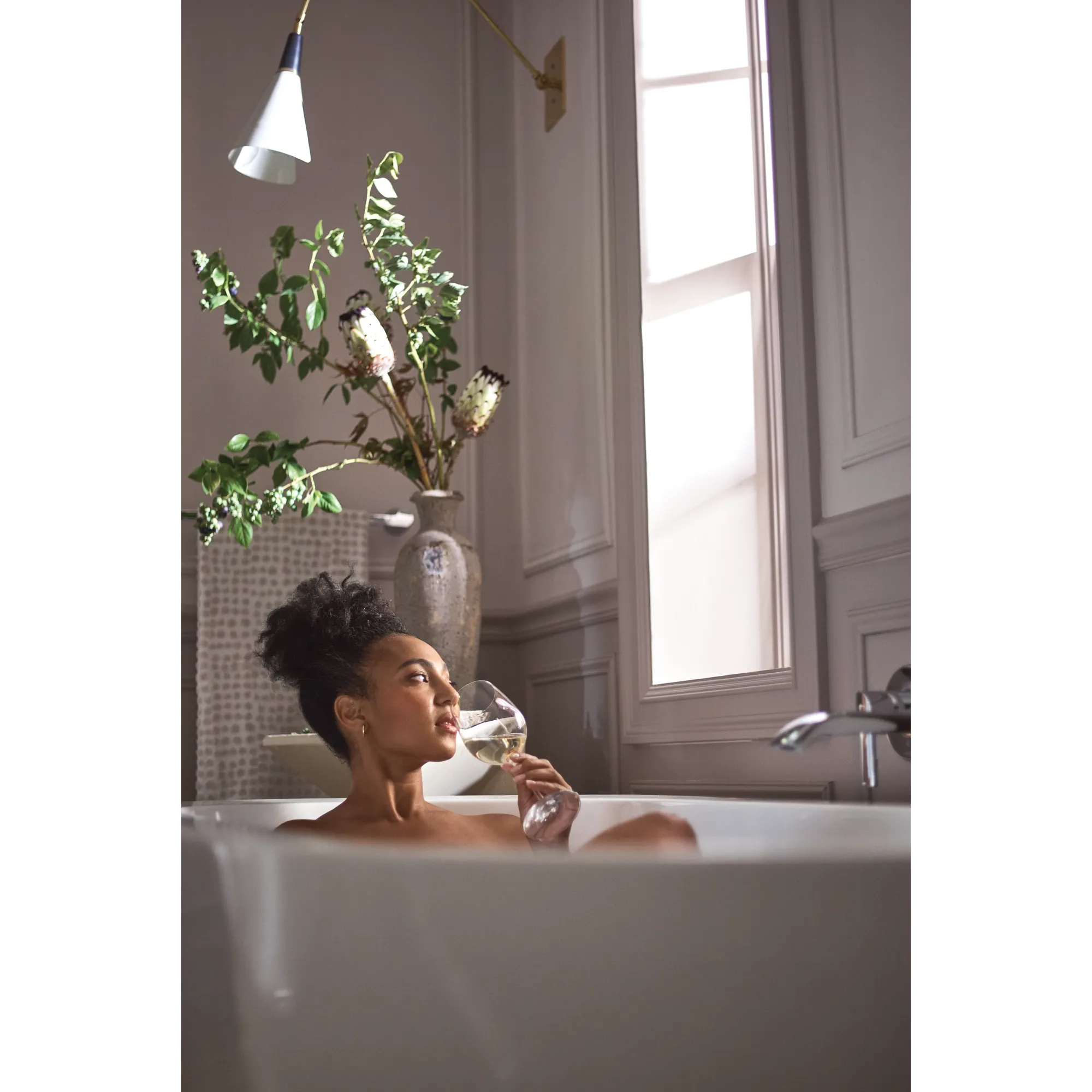 Doux Wall Mount Tub Filler Trim - Image 13