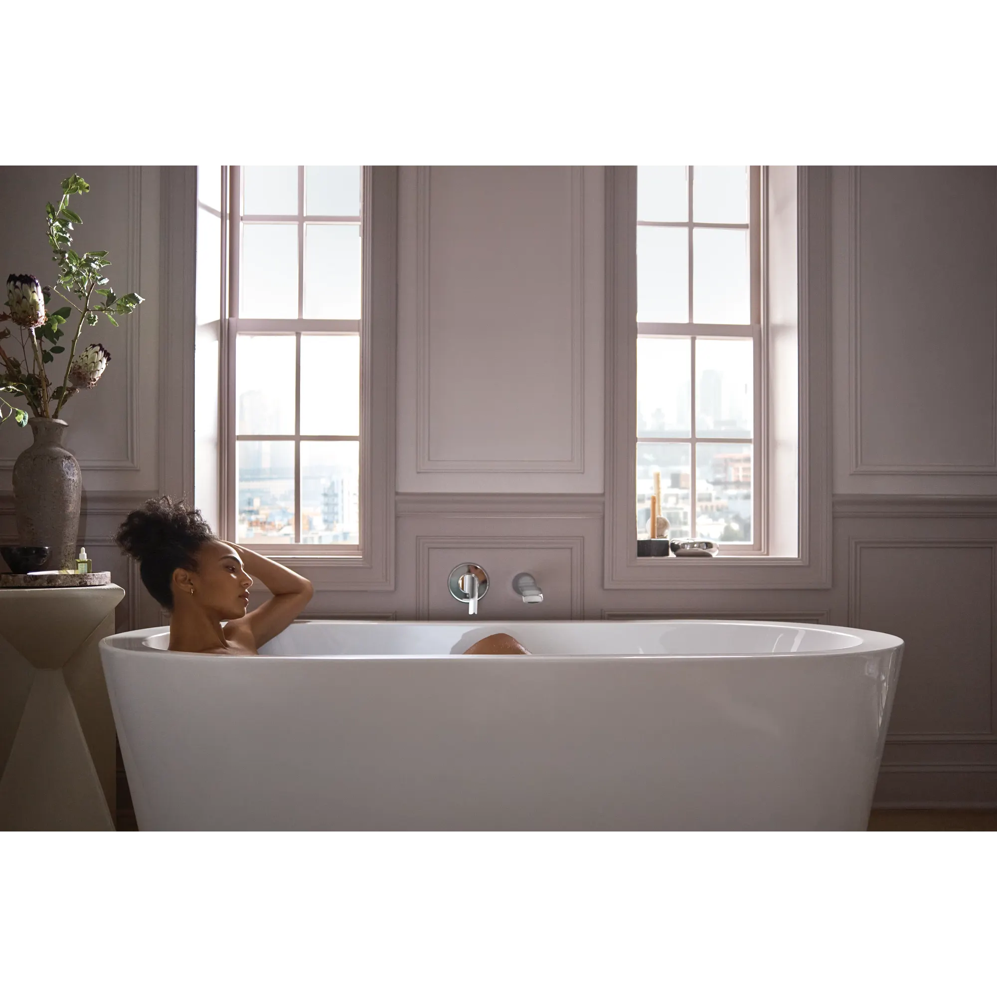 Doux Wall Mount Tub Filler Trim - Image 15