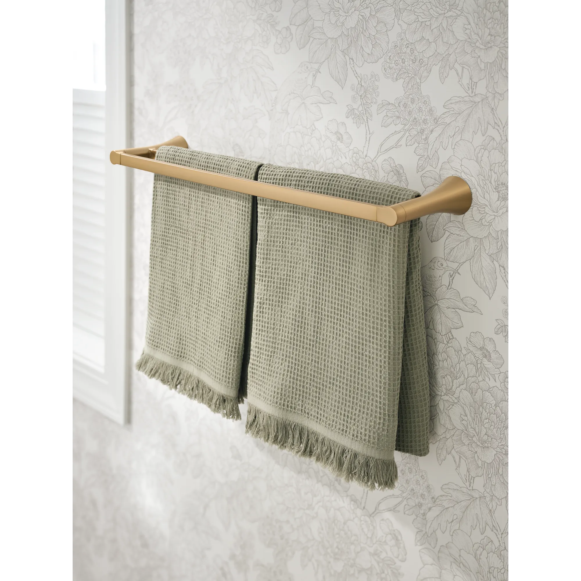 Mikah Chrome double towel bar - Image 13