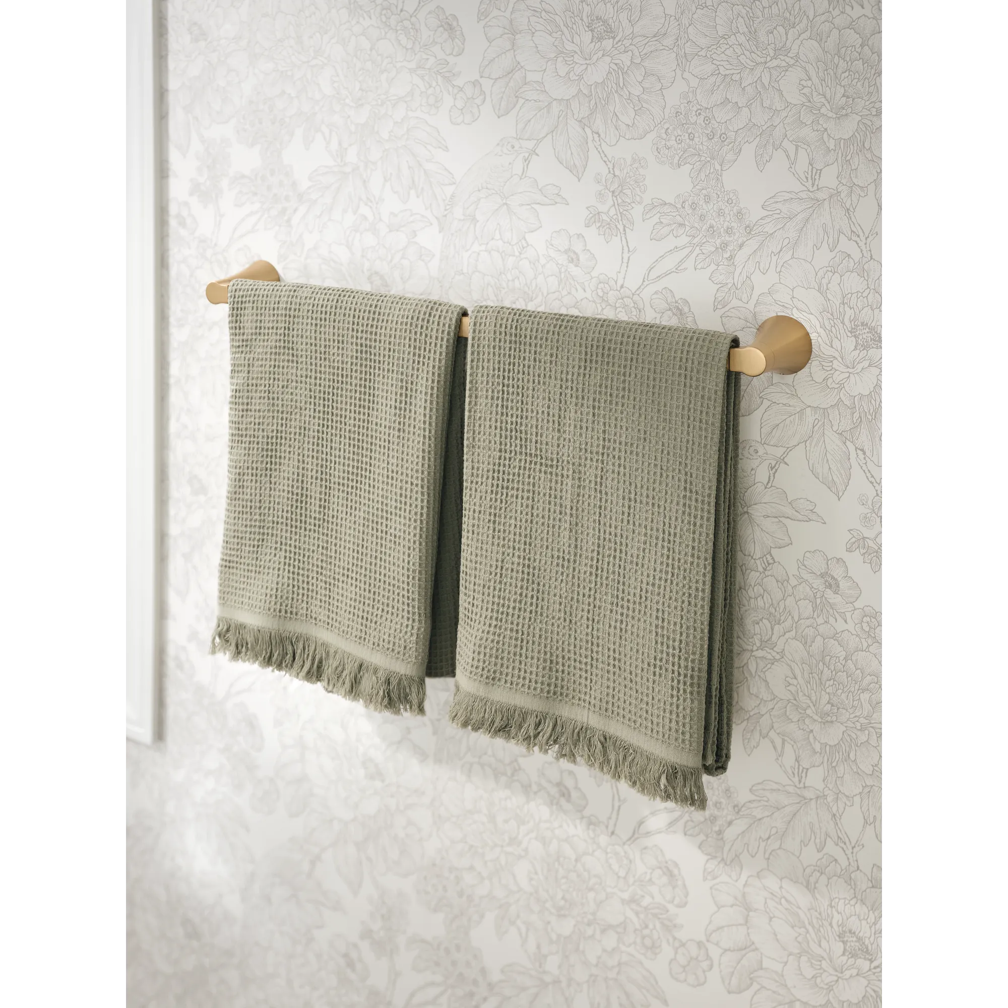Mikah Chrome towel bar - Image 14