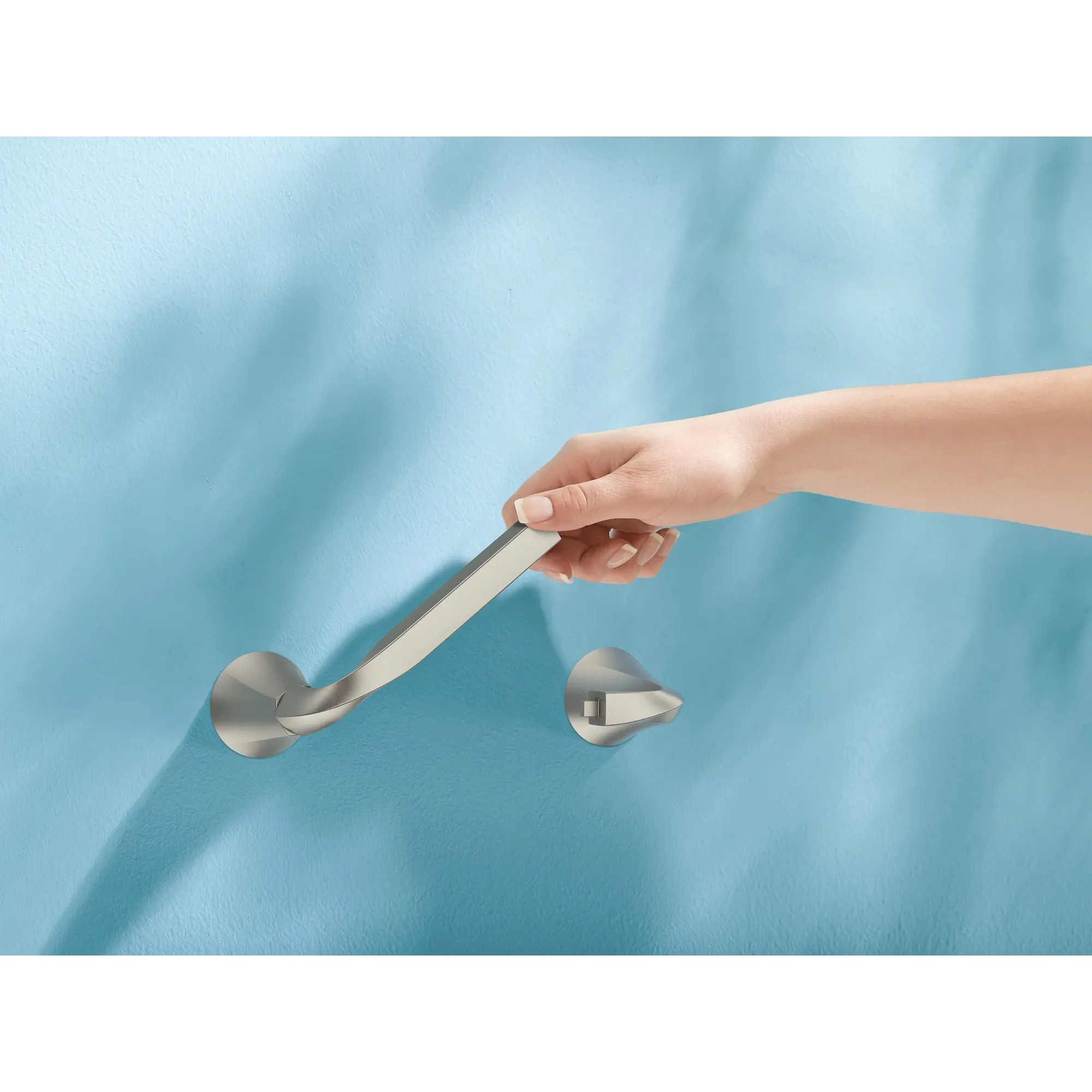Oxby Brushed nickel Toilet Paper Holder - Image 2