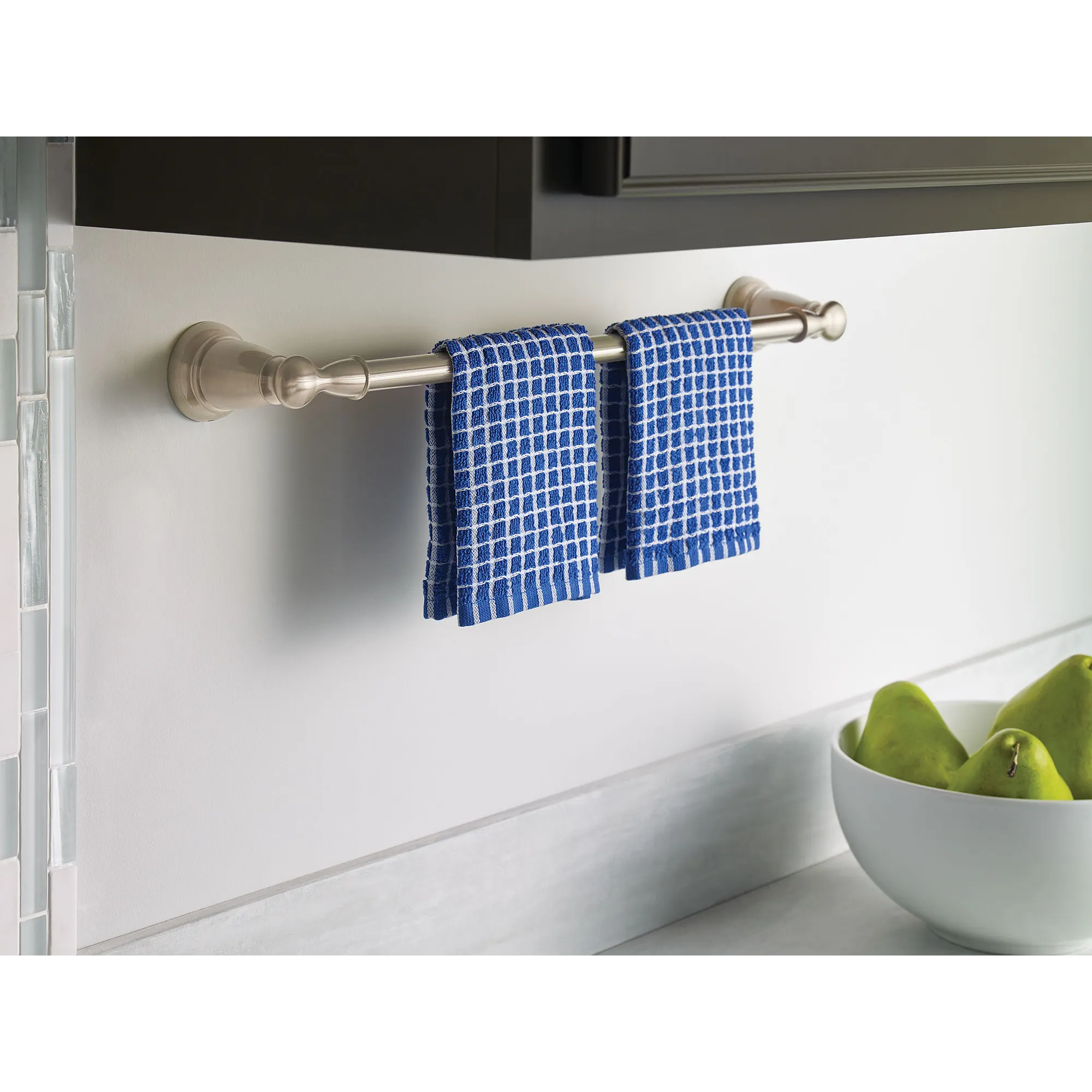 Banbury Chrome 18" Towel Bar - Image 19