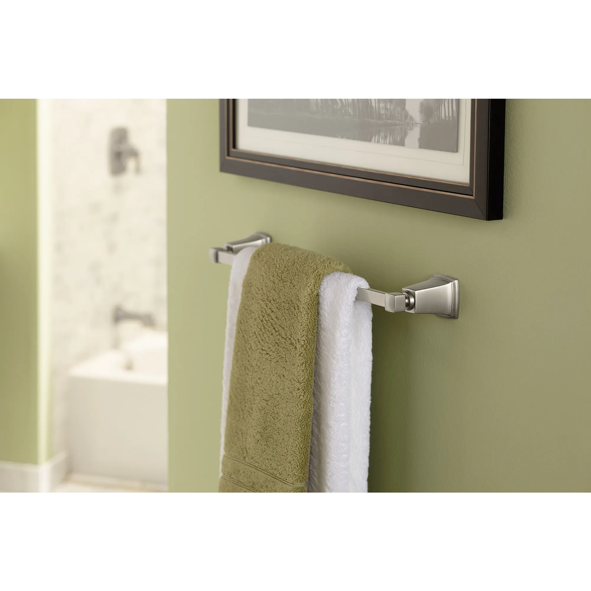 Boardwalk Chrome 18" Towel Bar - Image 5