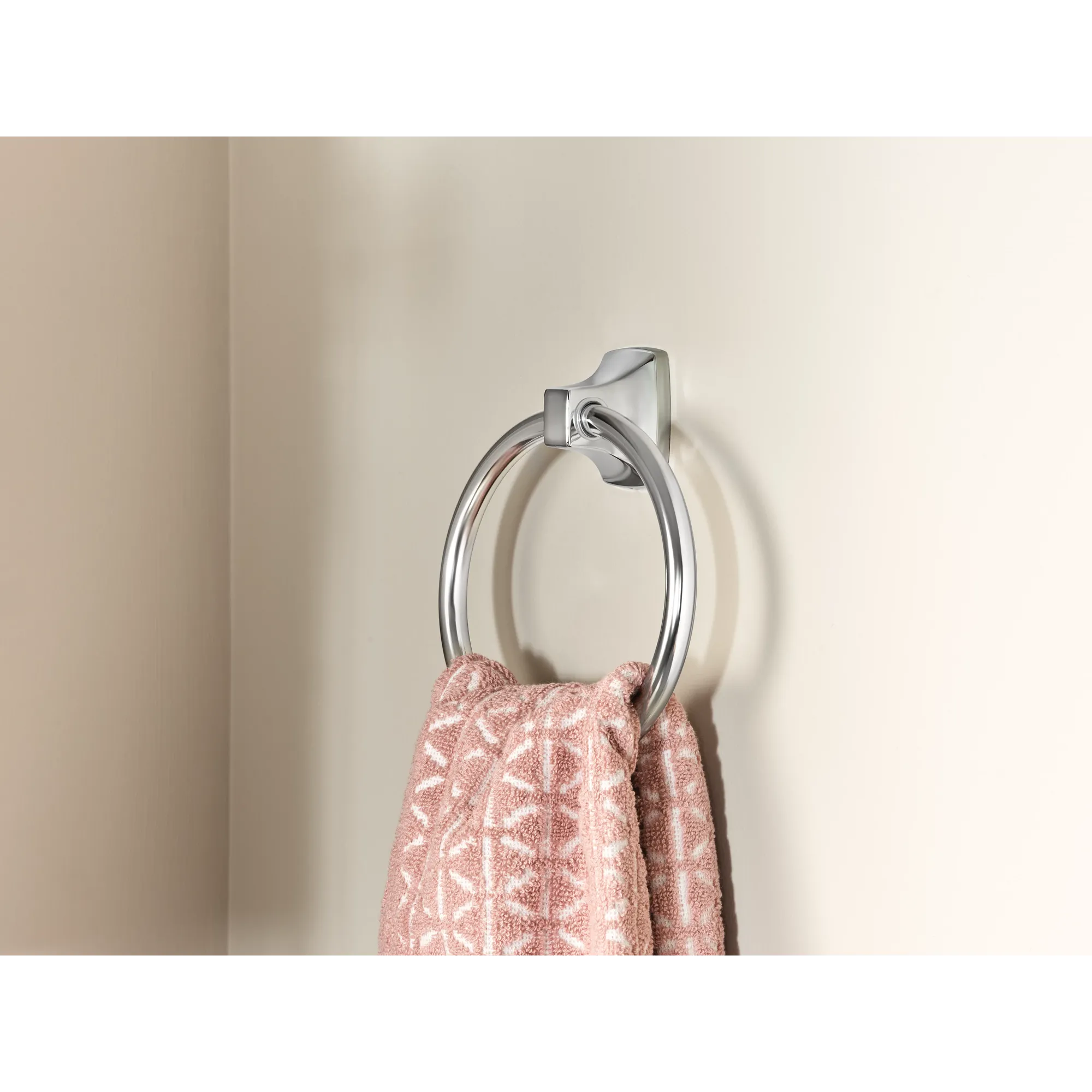 Adler Towel Ring - Image 4