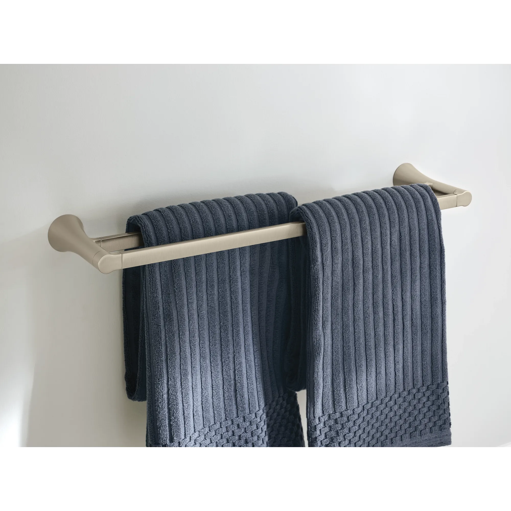 Jase Chrome double towel bar - Image 9