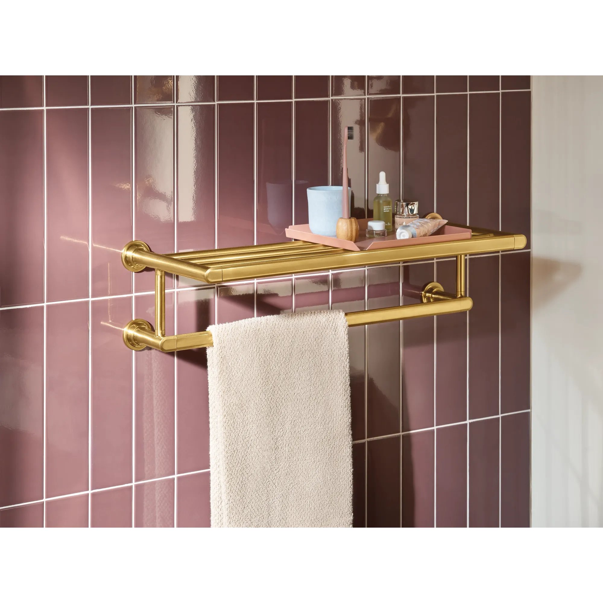 Greenfield Chrome towel shelf - Image 9