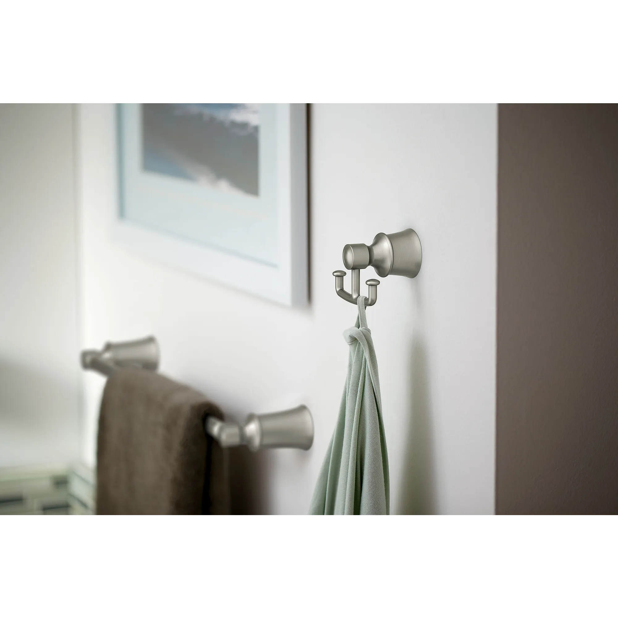Dartmoor 18" Towel Bar - Image 19