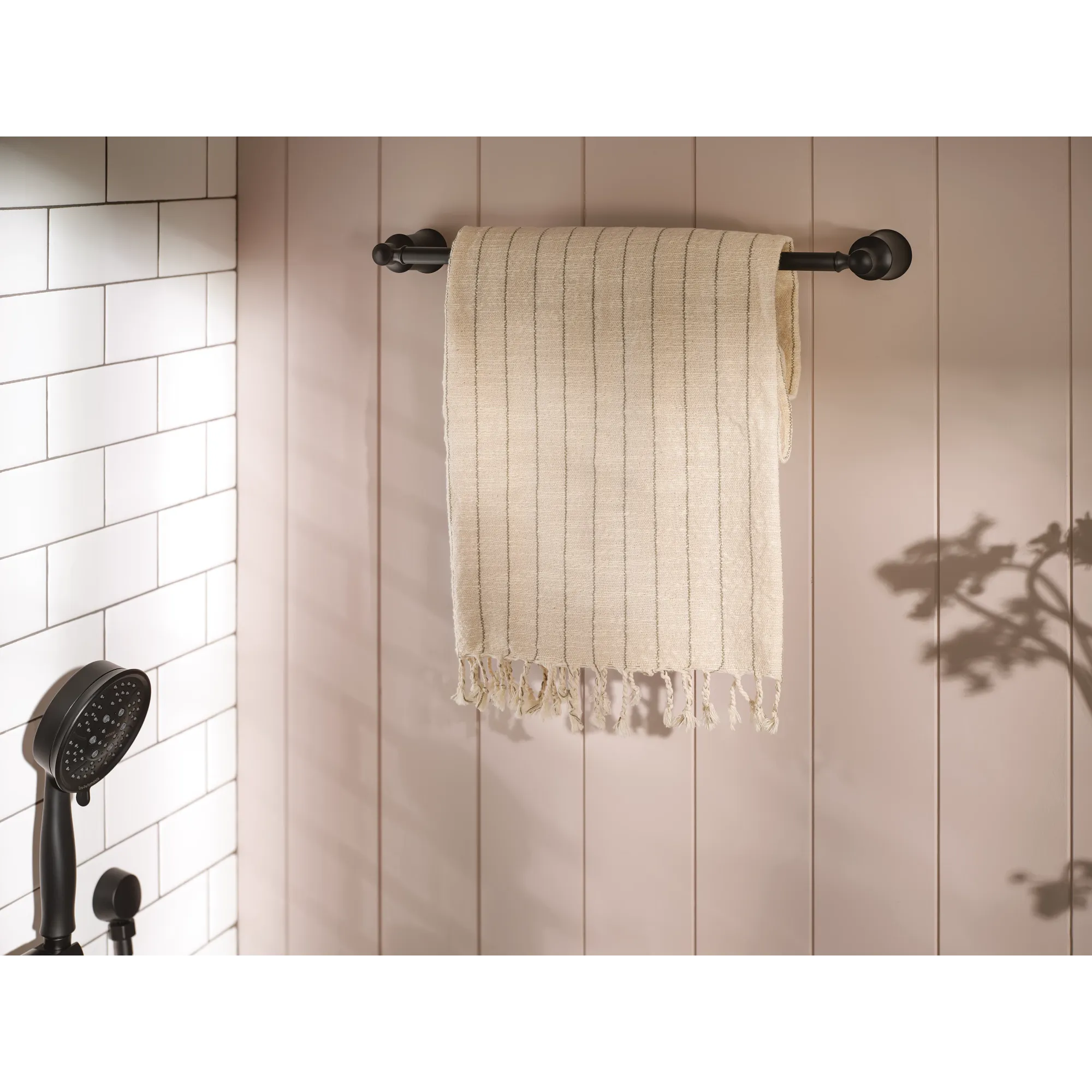 Dartmoor 18" Towel Bar - Image 7