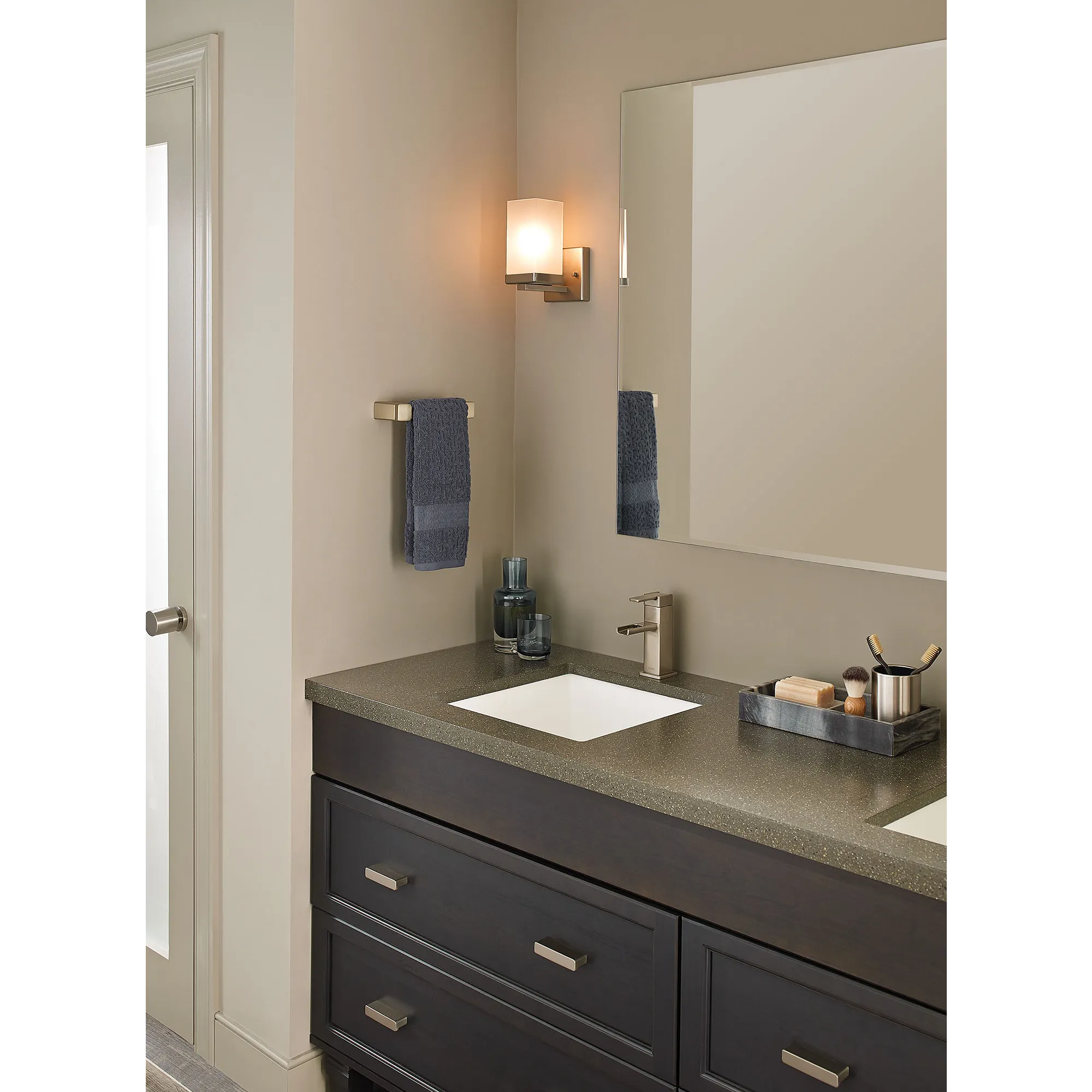 90 Degree Bath Light - Image 10